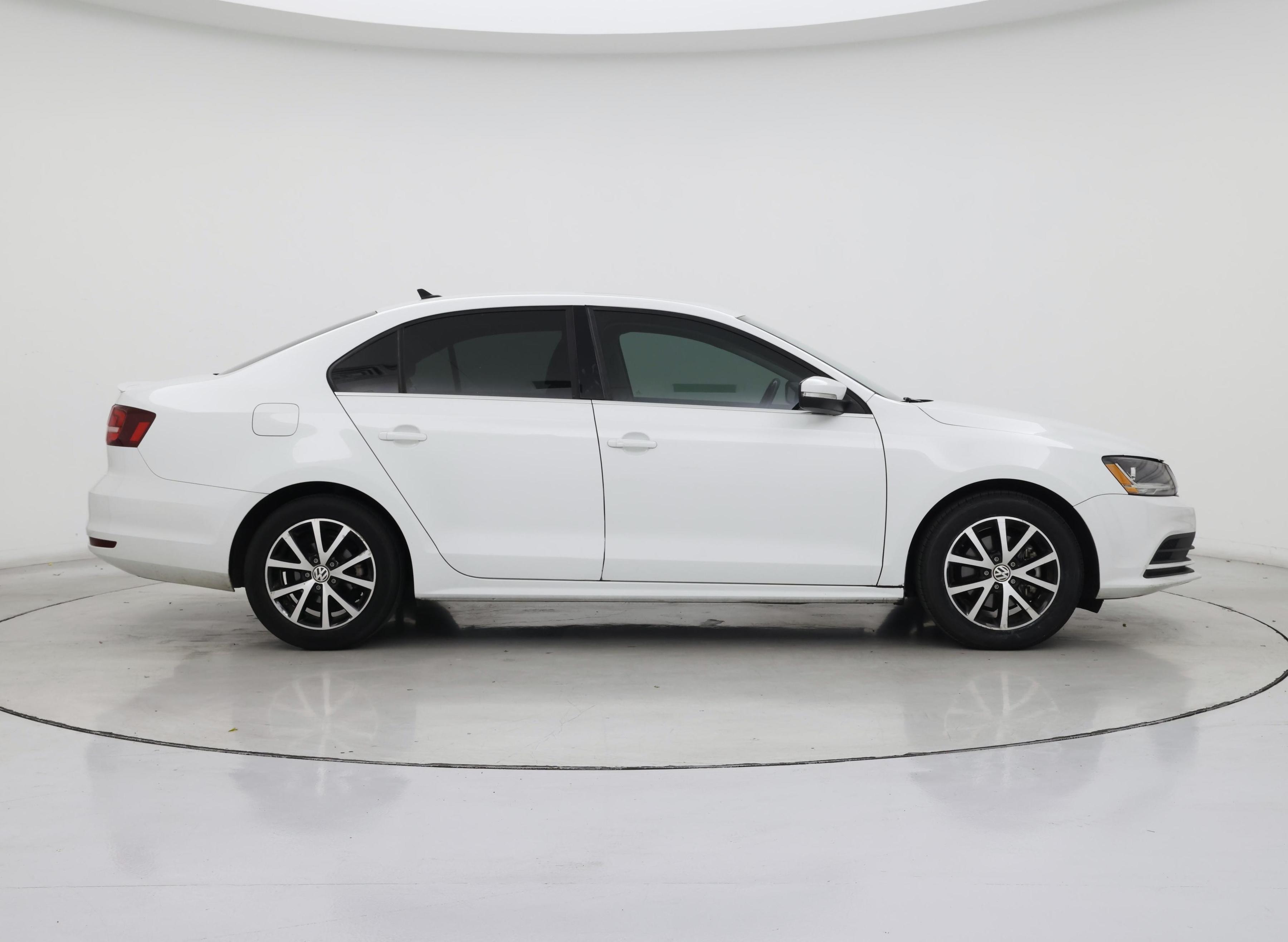 Thumbnail: 2017 Volkswagen Jetta - 7