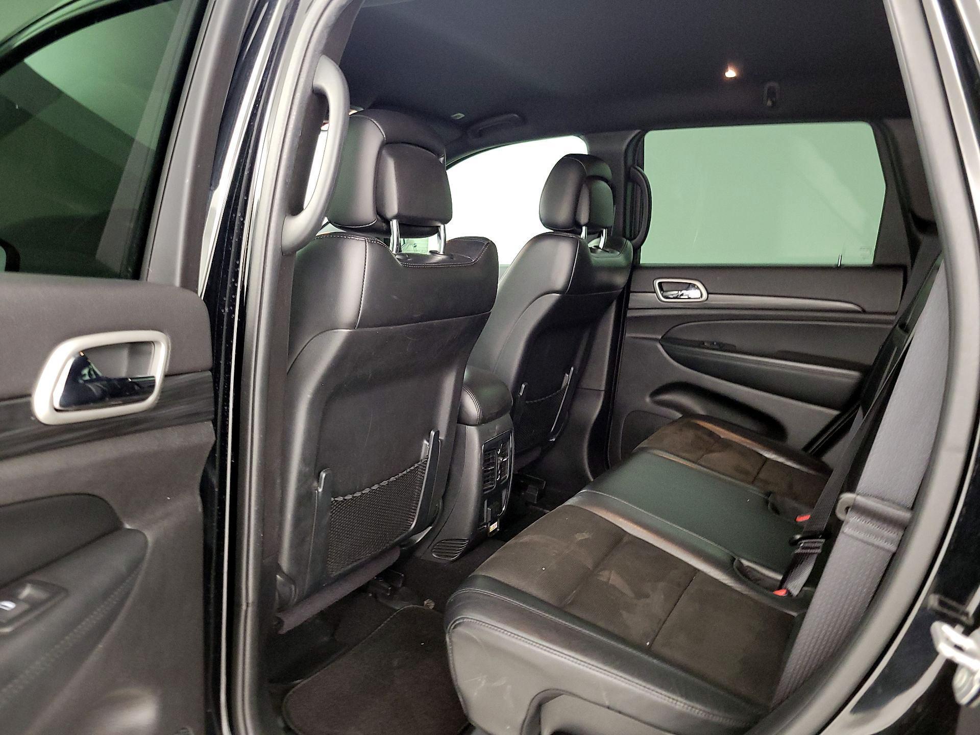 Thumbnail: 2021 Jeep Grand Cherokee - 20