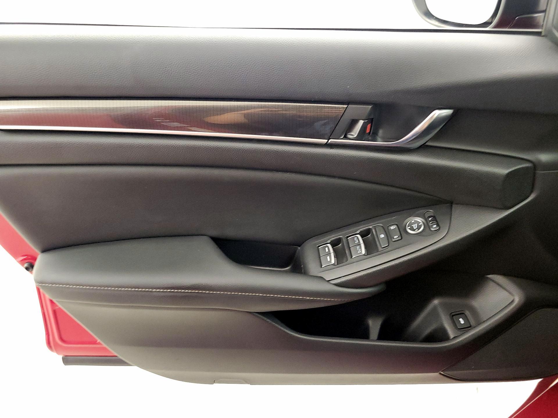 Thumbnail: 2021 Honda Accord - 12