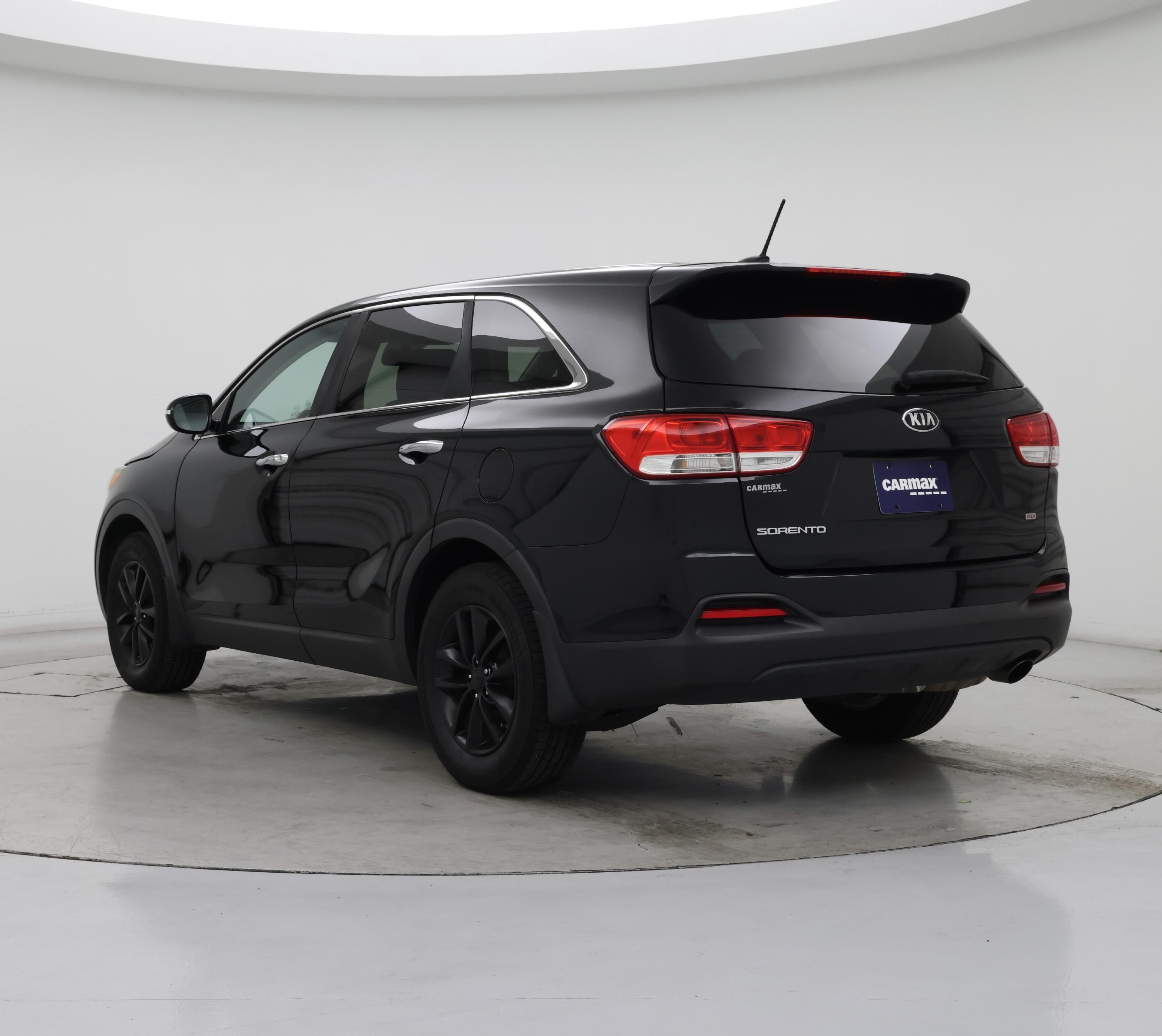 Thumbnail: 2017 Kia Sorento - 2