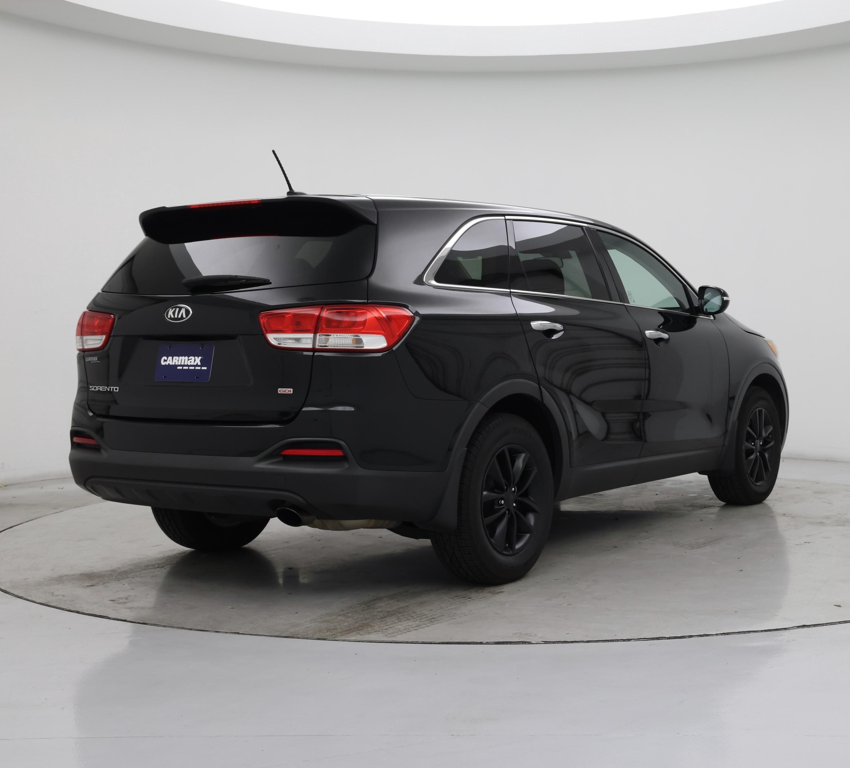 Thumbnail: 2017 Kia Sorento - 8
