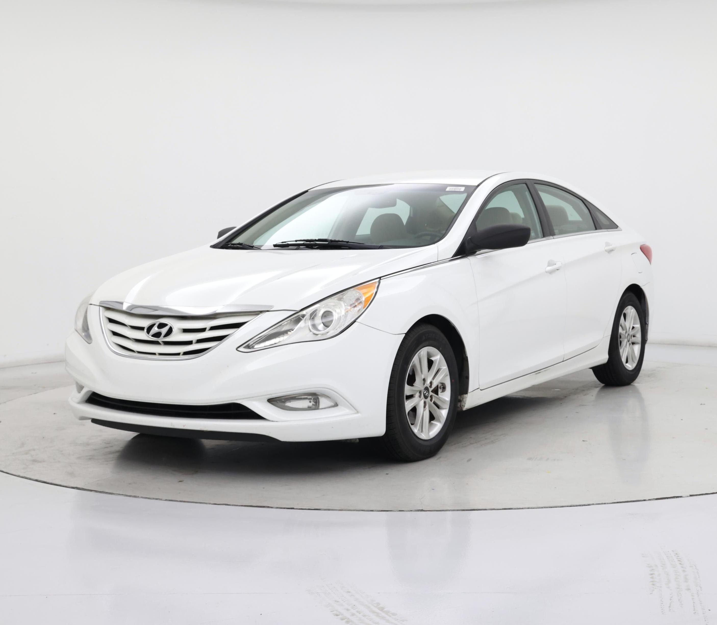 Thumbnail: 2013 Hyundai Sonata - 4