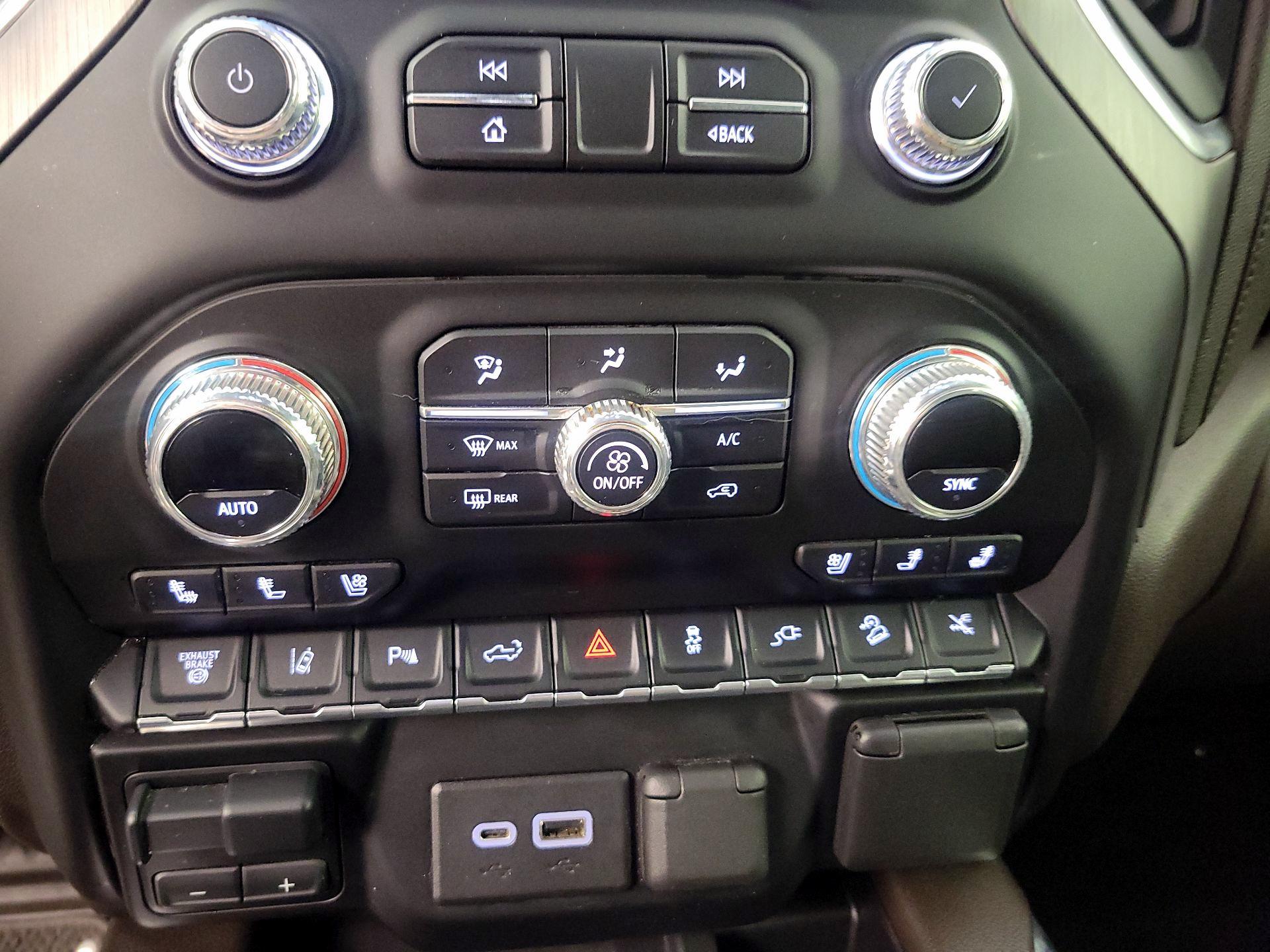 Thumbnail: 2021 GMC Sierra 2500 - 16