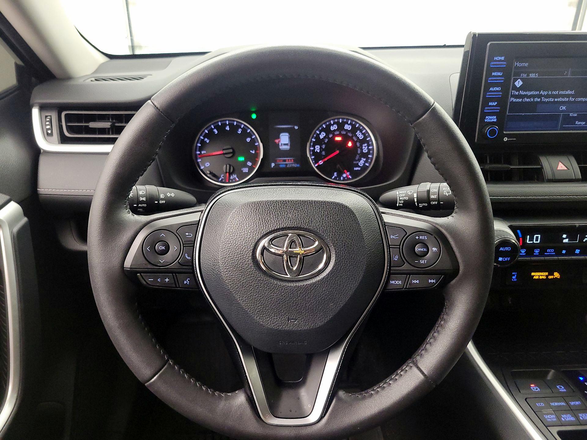 Thumbnail: 2021 Toyota RAV4 - 10