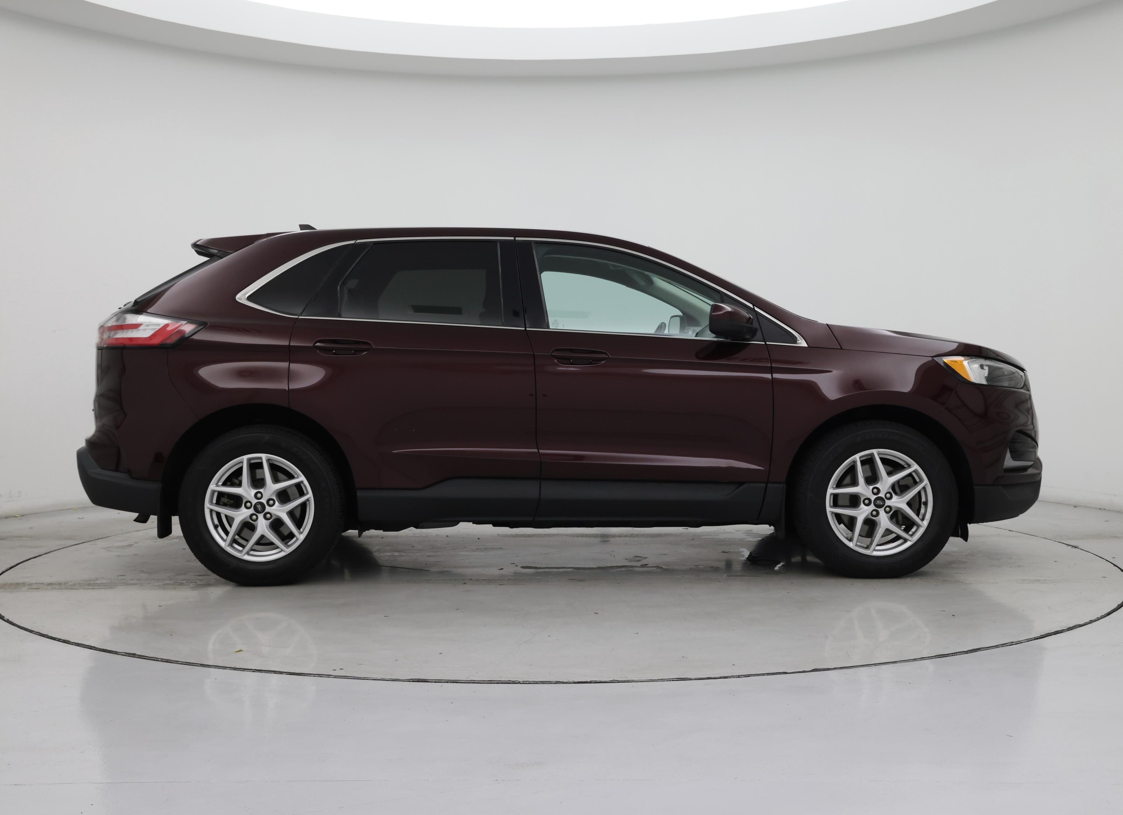 Thumbnail: 2023 Ford Edge - 7