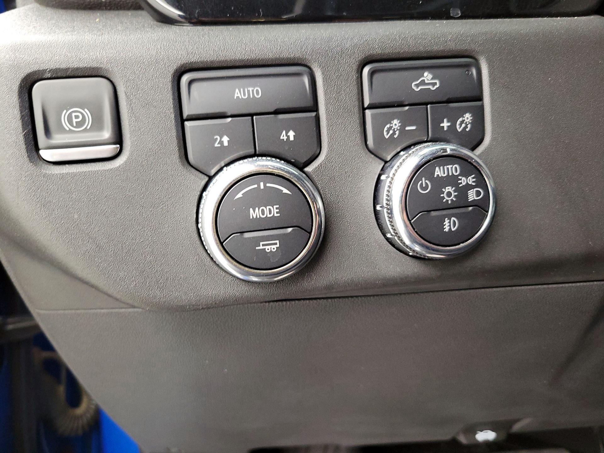 Thumbnail: 2022 GMC Sierra 1500 - 13