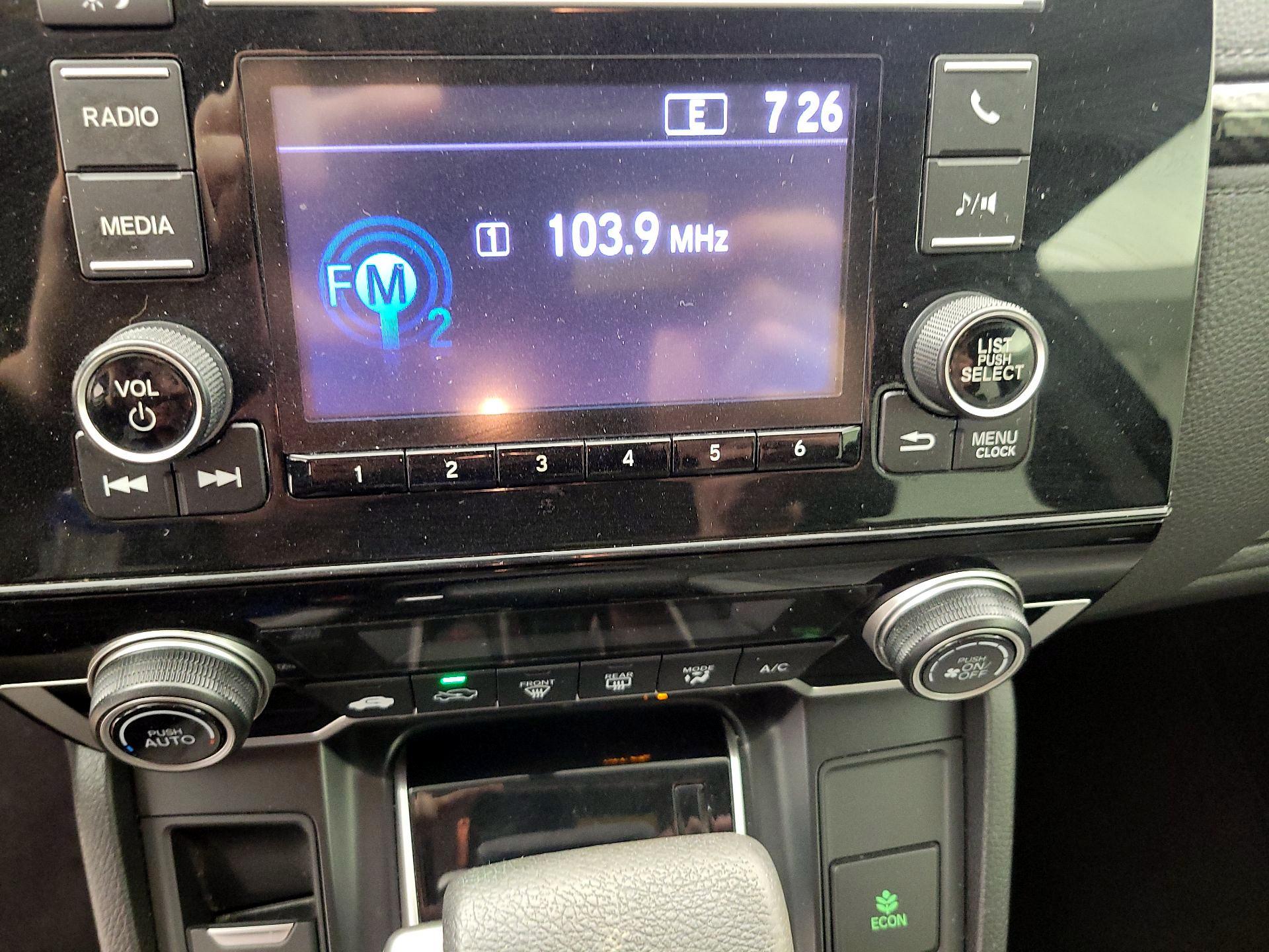 Thumbnail: 2019 Honda CR-V - 15