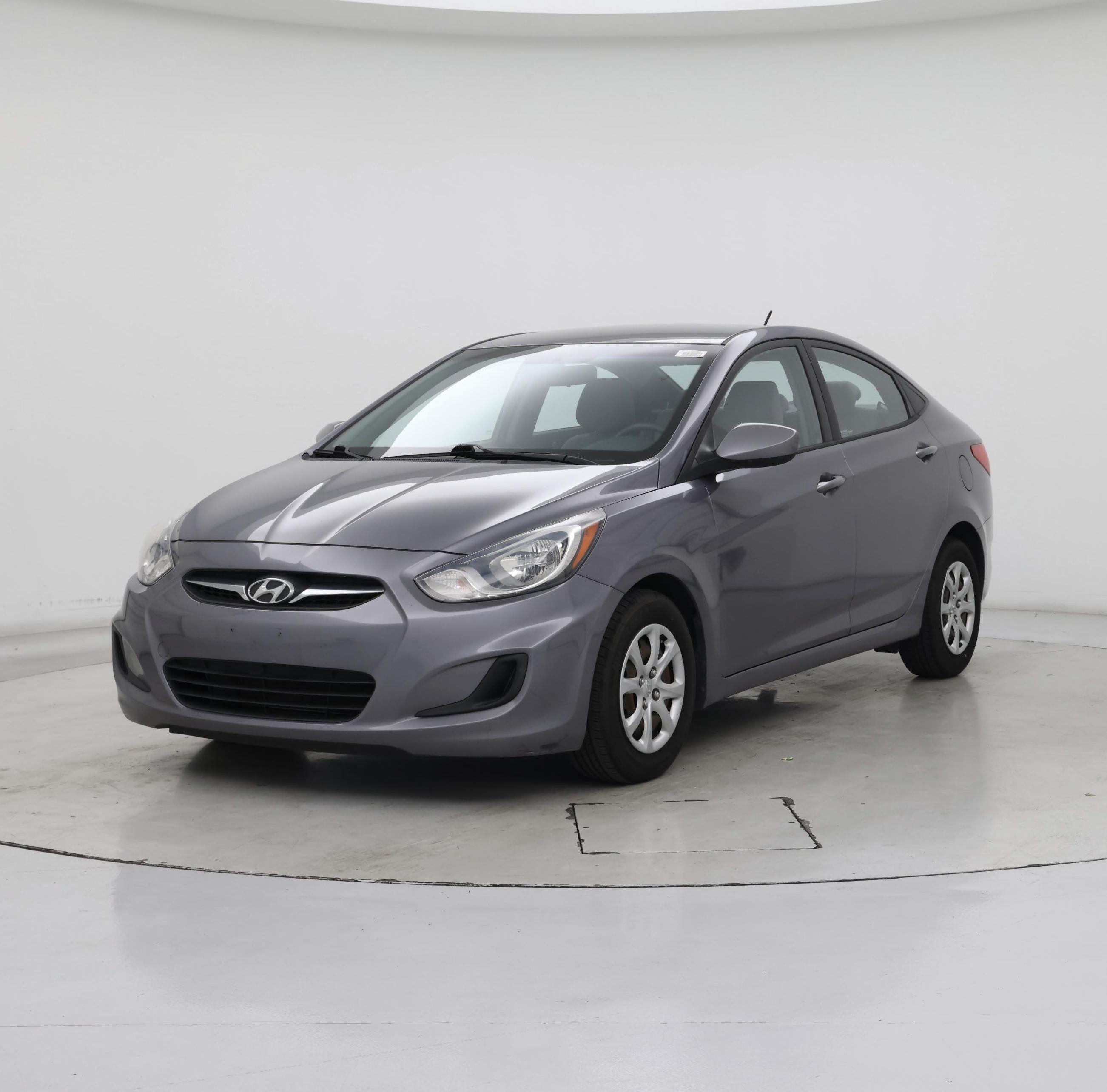 Thumbnail: 2013 Hyundai Accent - 4