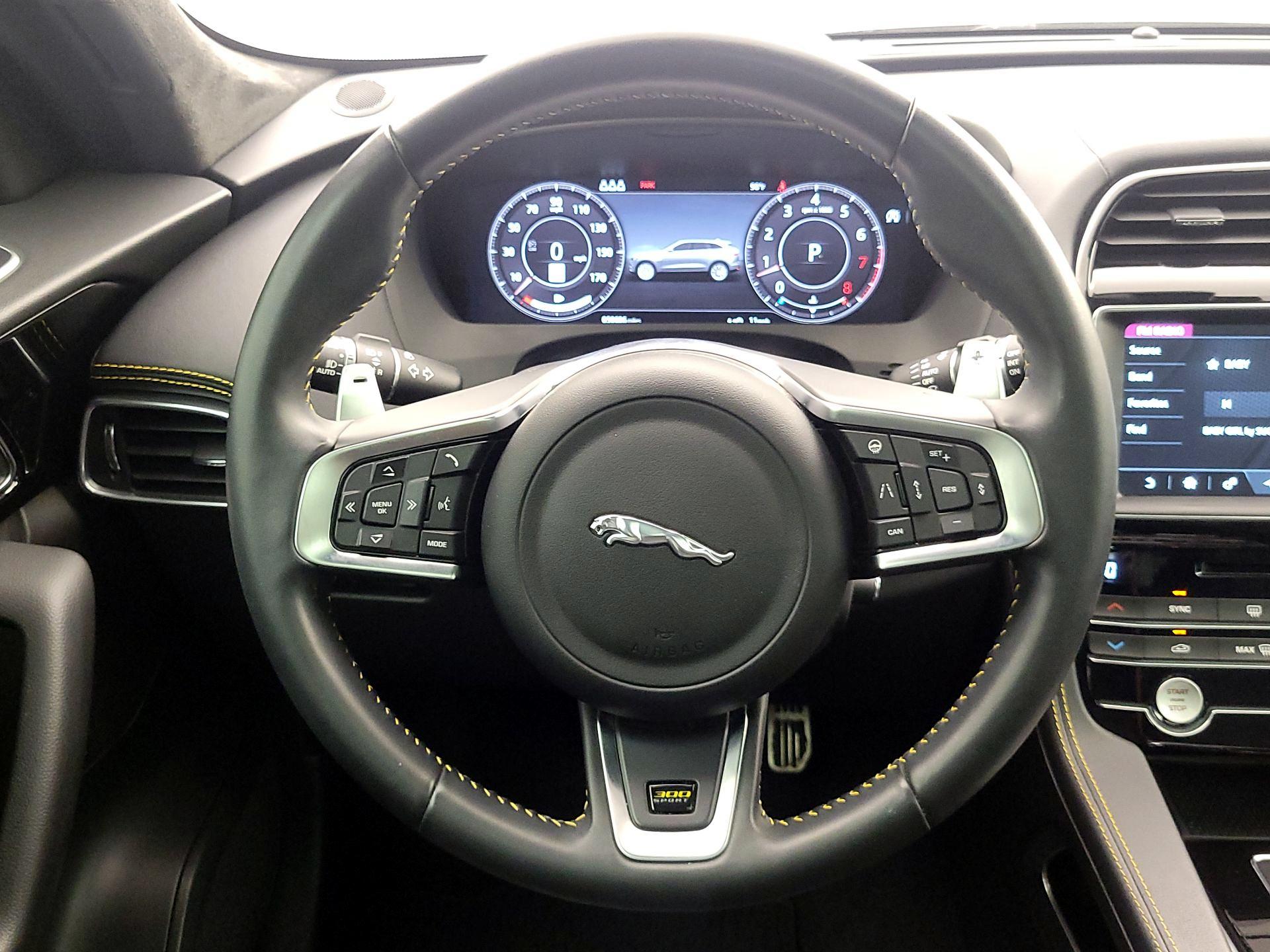 Thumbnail: 2020 Jaguar F-Pace - 10