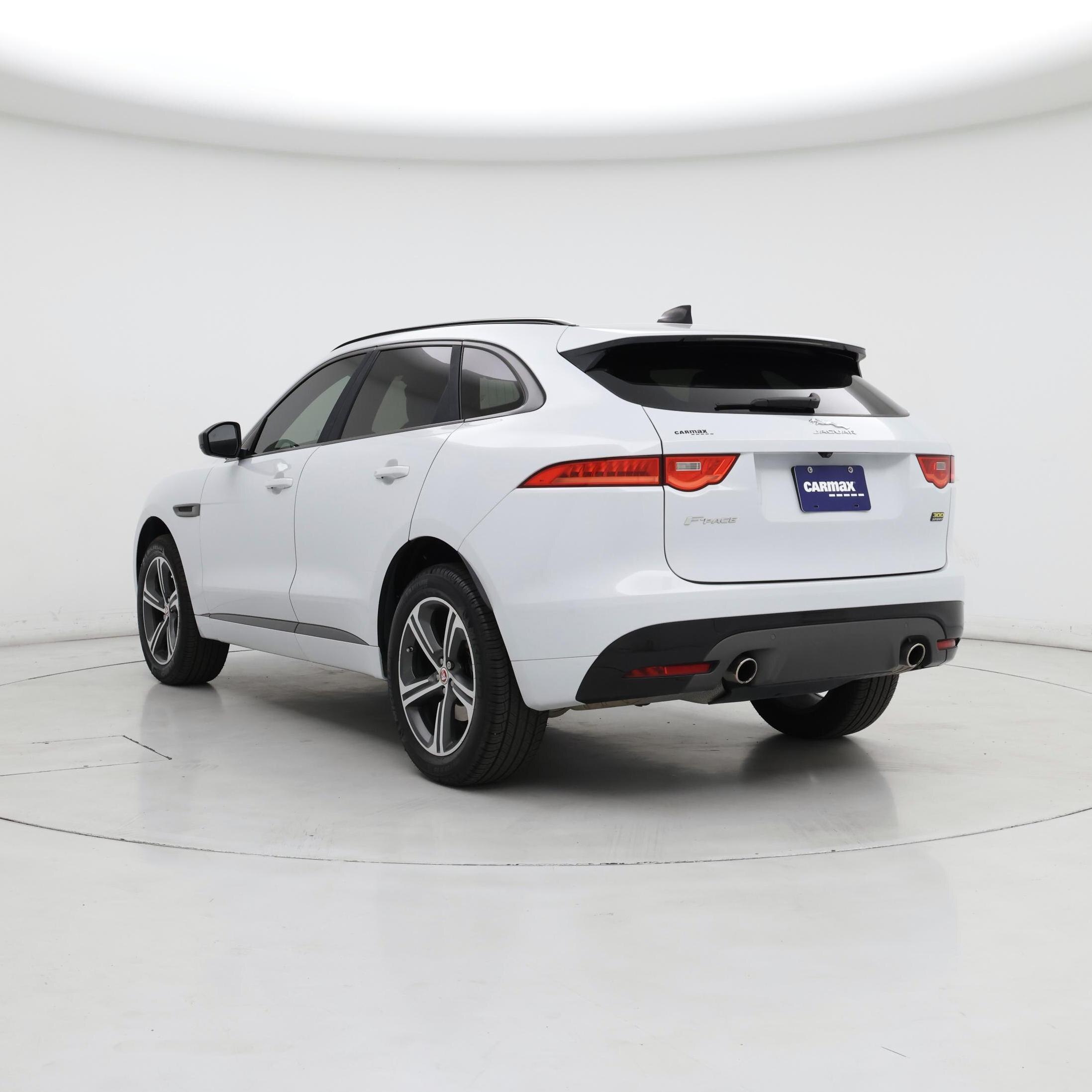 Thumbnail: 2020 Jaguar F-Pace - 2