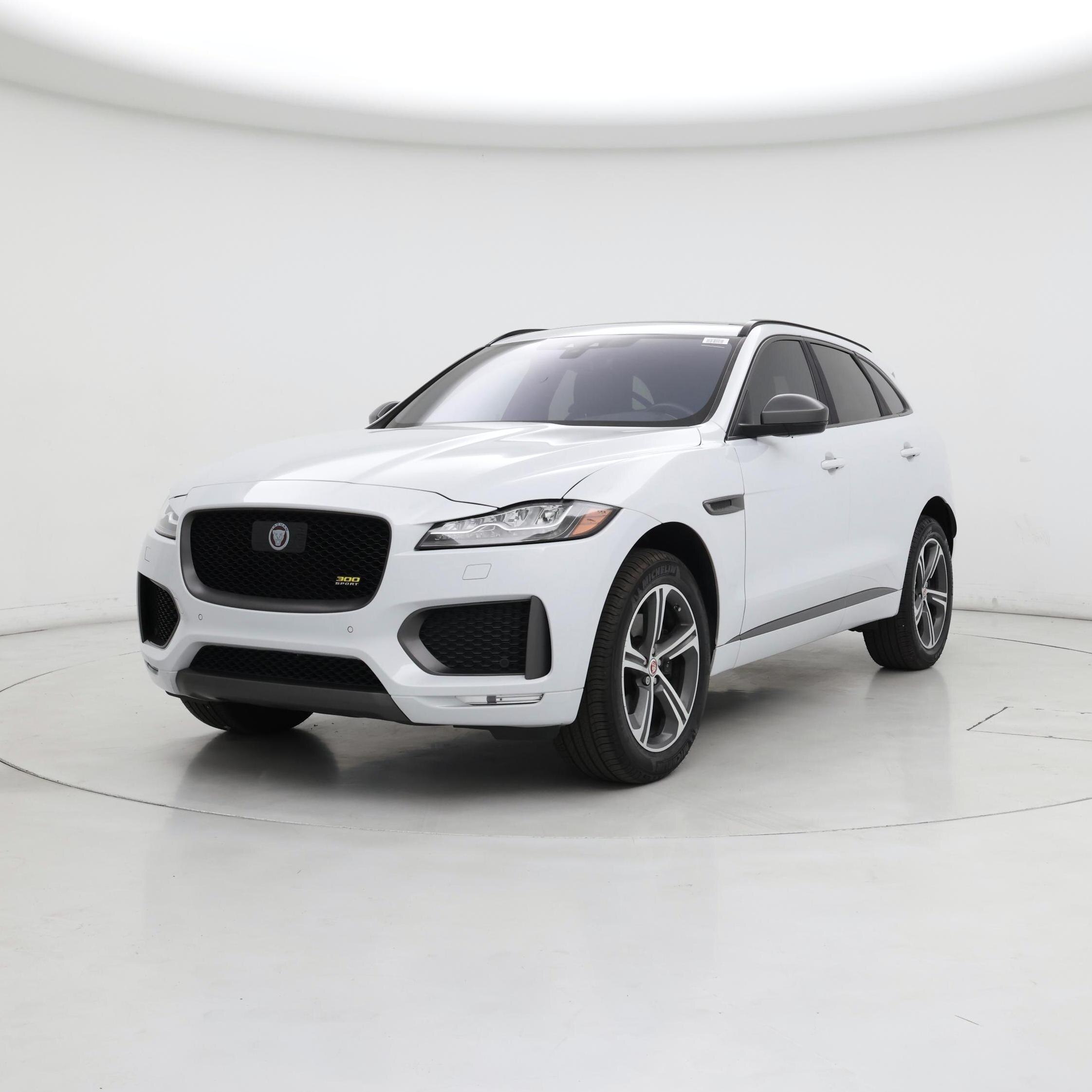 Thumbnail: 2020 Jaguar F-Pace - 4