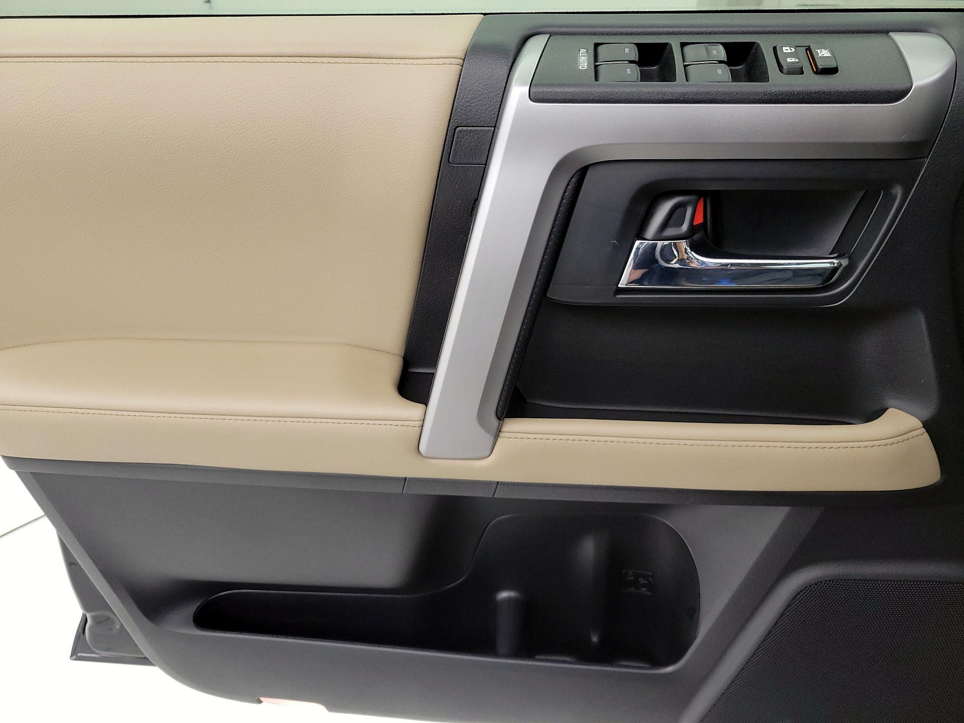 Thumbnail: 2023 Toyota 4Runner - 12