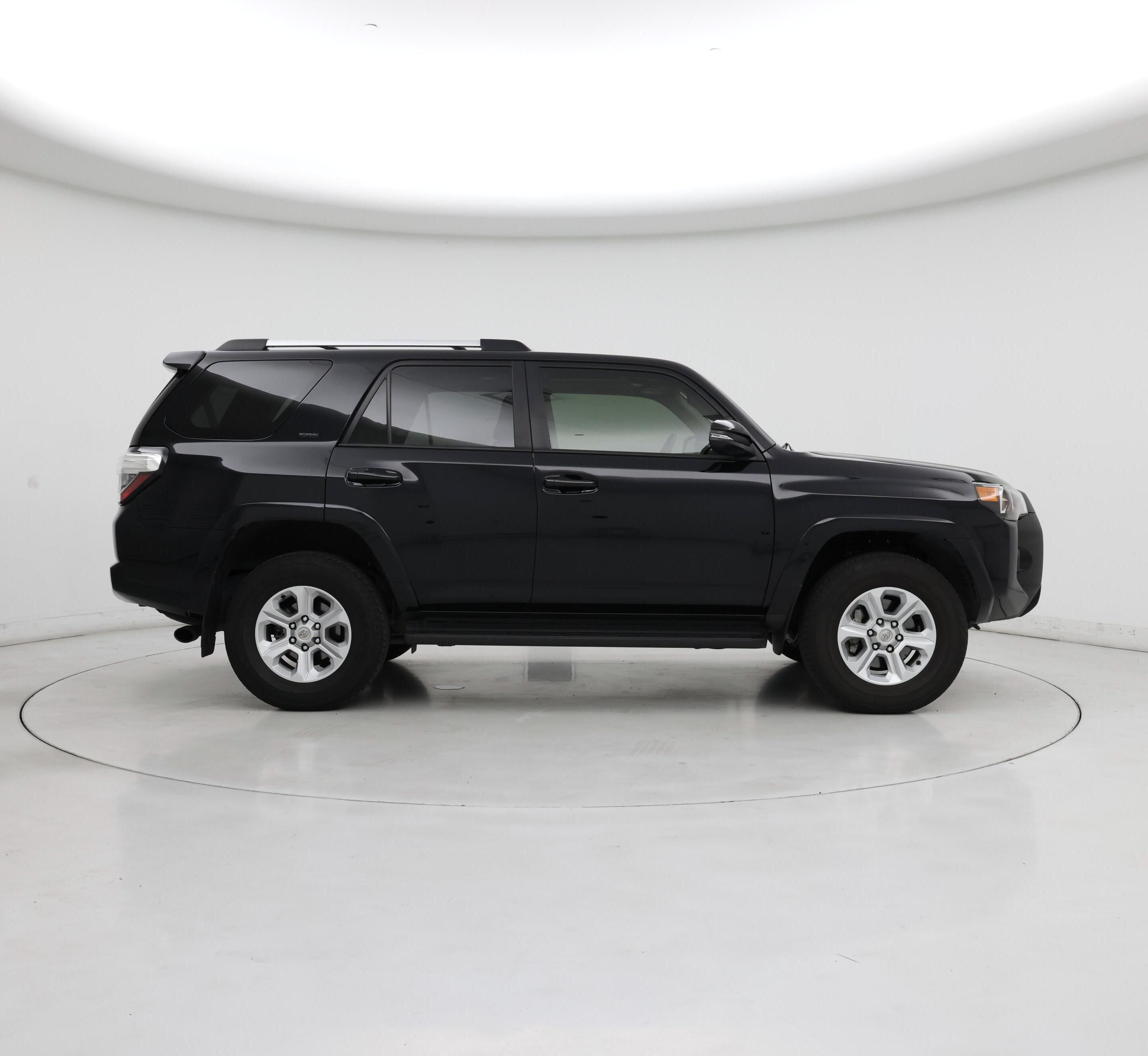 Thumbnail: 2023 Toyota 4Runner - 7