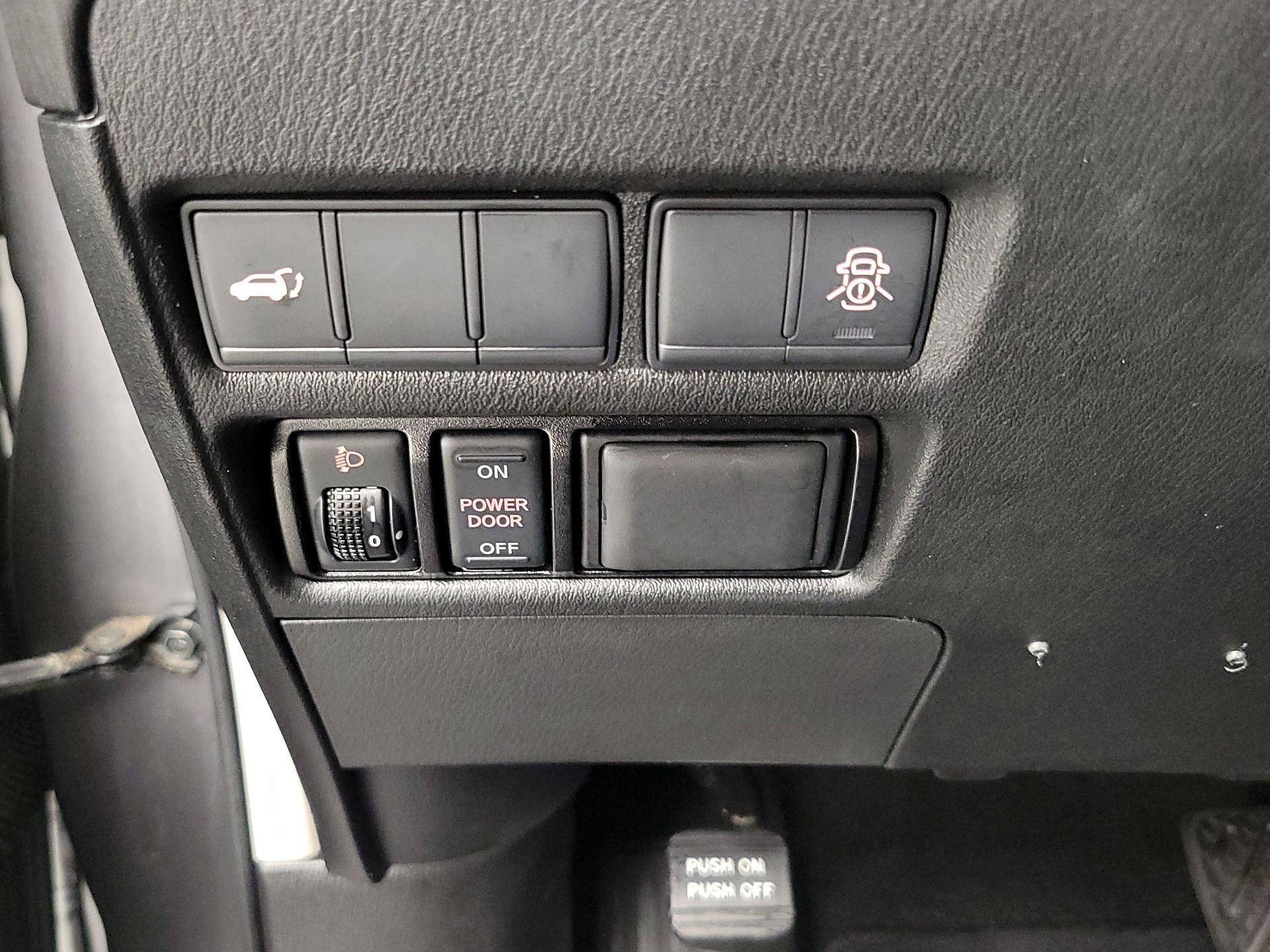 Thumbnail: 2019 Nissan Armada - 13