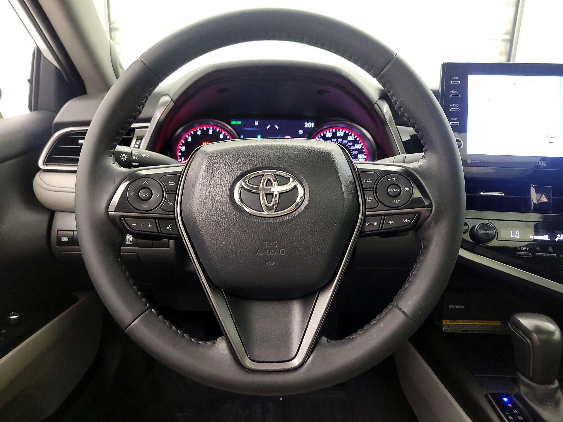 Thumbnail: 2021 Toyota Camry - 10