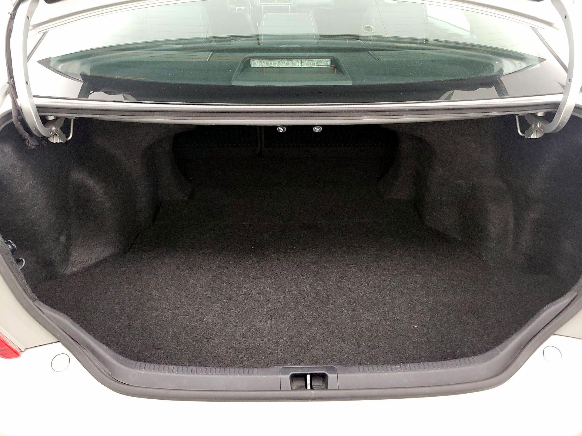 Thumbnail: 2014 Toyota Camry - 19