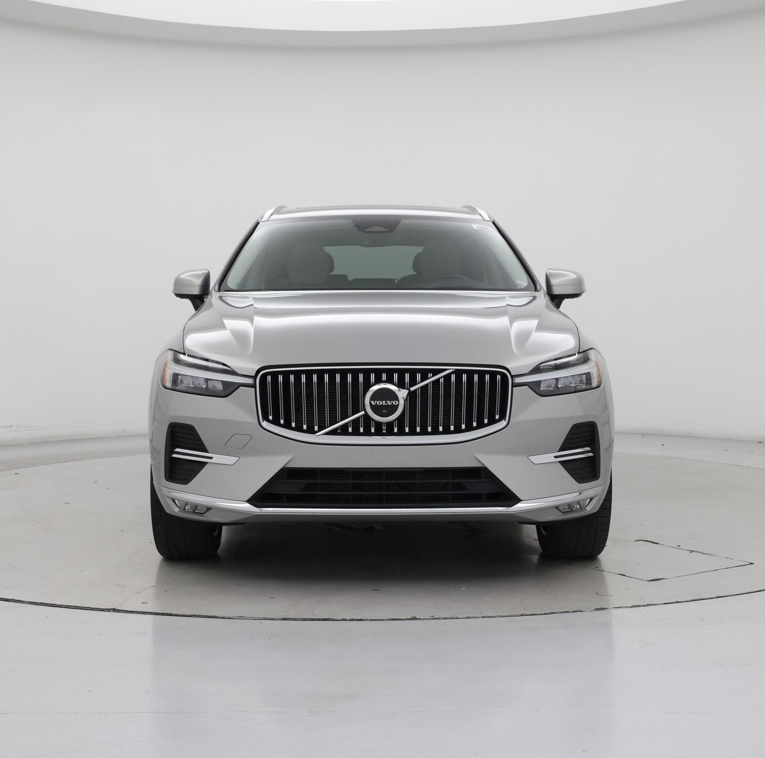 Thumbnail: 2022 Volvo XC60 - 5