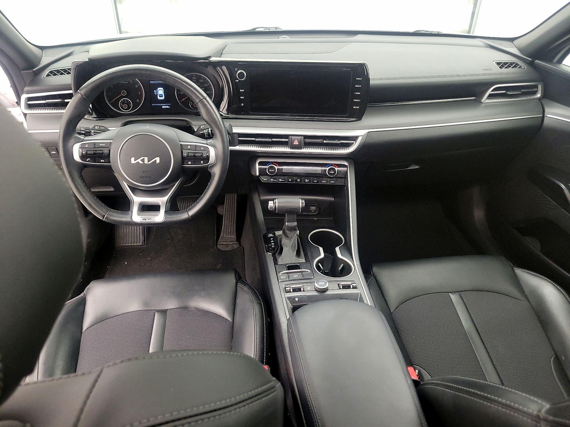 Thumbnail: 2023 Kia K5 - 9