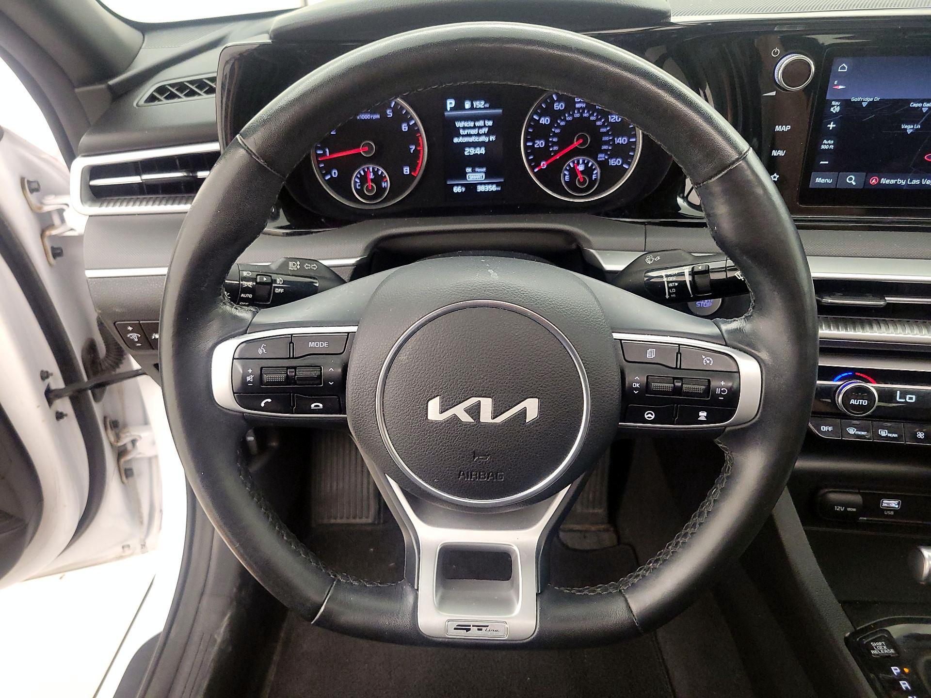 Thumbnail: 2023 Kia K5 - 10
