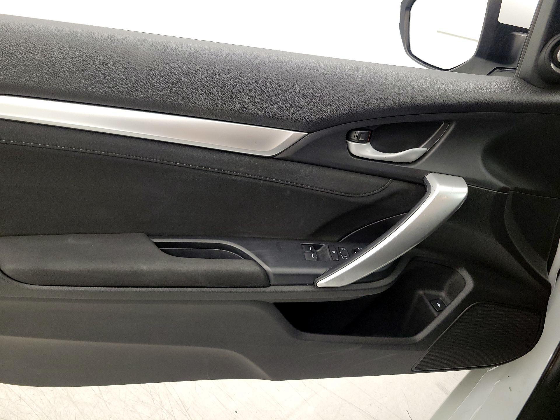 Thumbnail: 2020 Honda Civic - 12