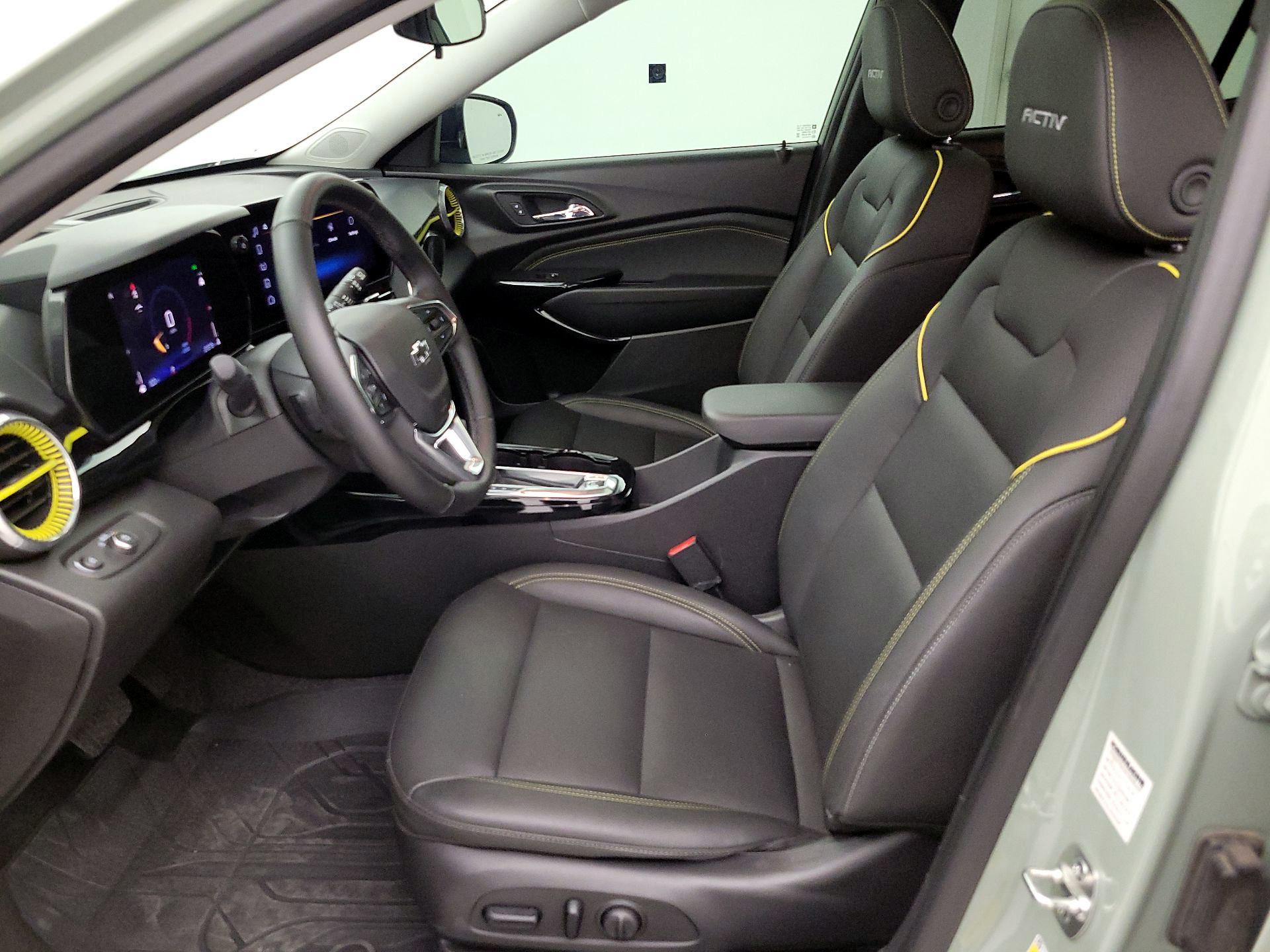 Thumbnail: 2024 Chevrolet Trax - 11