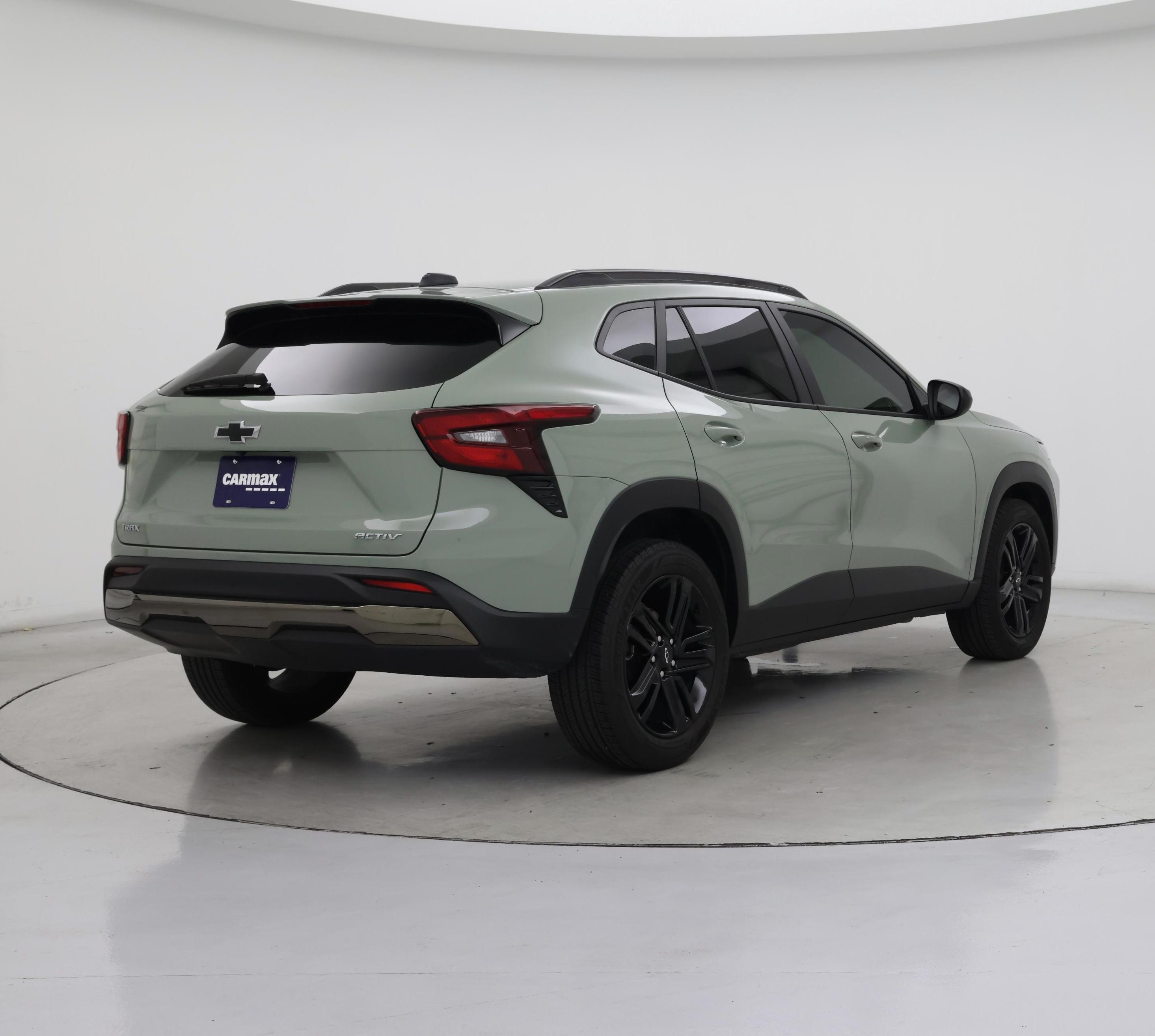 Thumbnail: 2024 Chevrolet Trax - 8