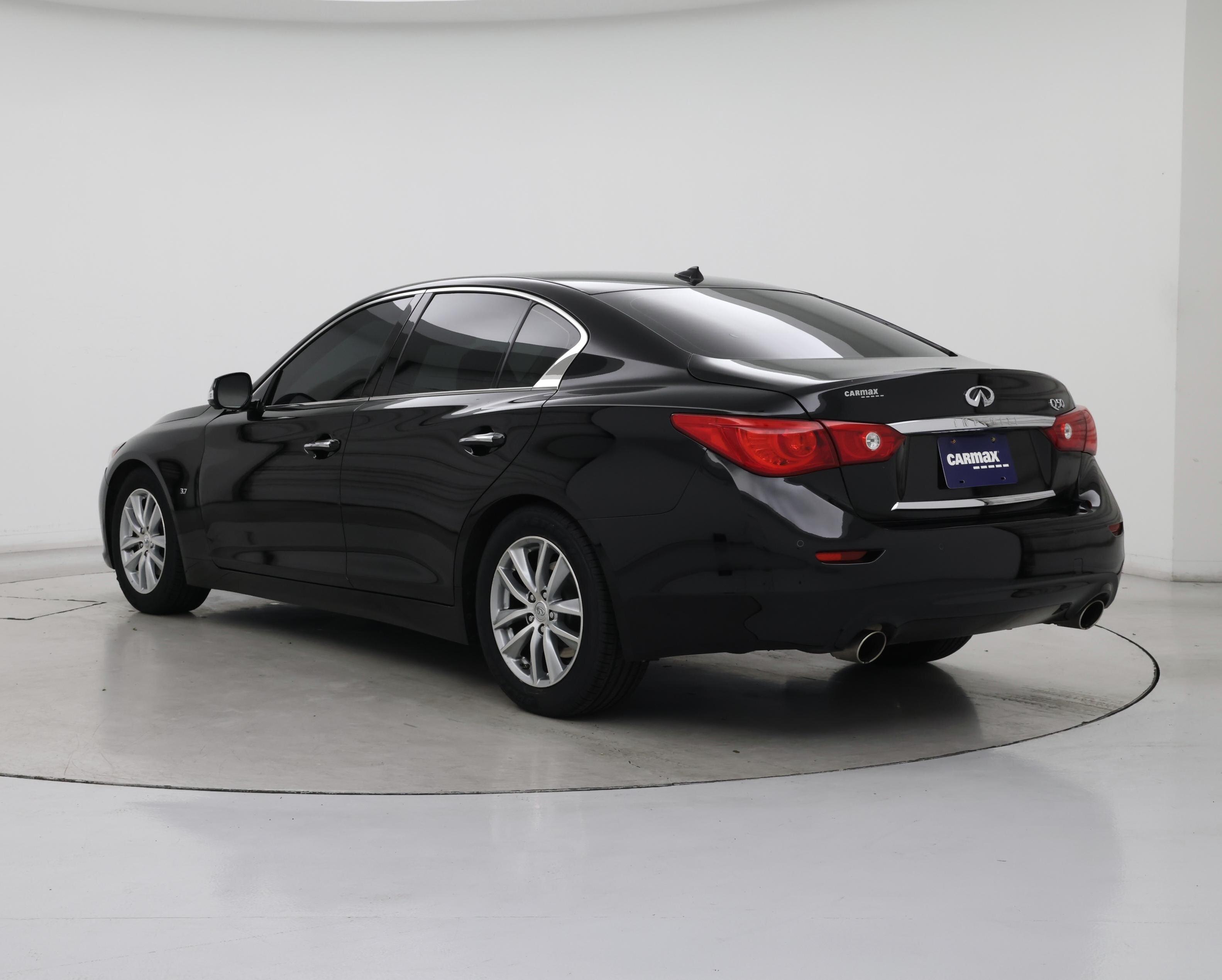 Thumbnail: 2015 INFINITI Q50 - 2