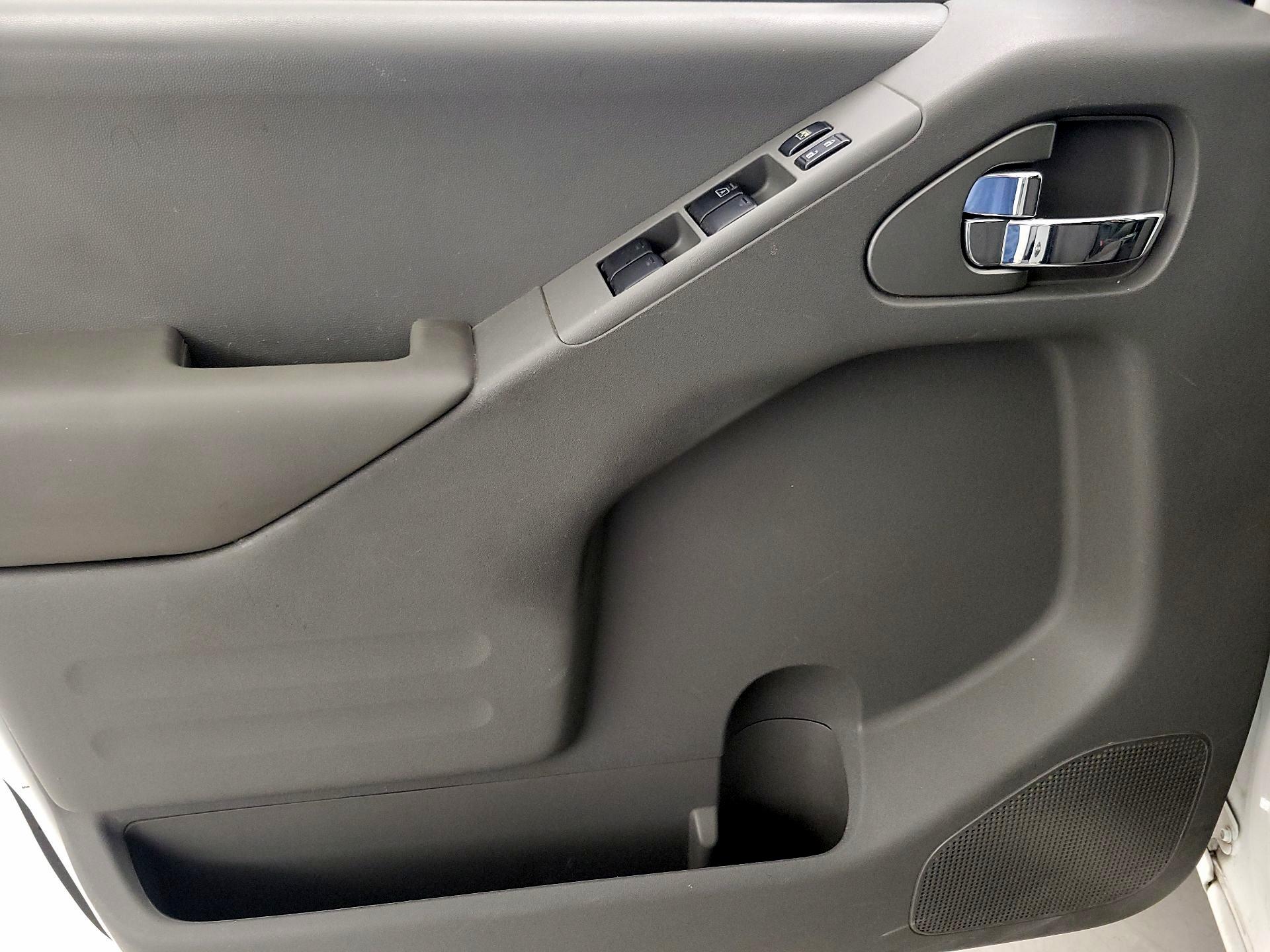 Thumbnail: 2018 Nissan Frontier - 12