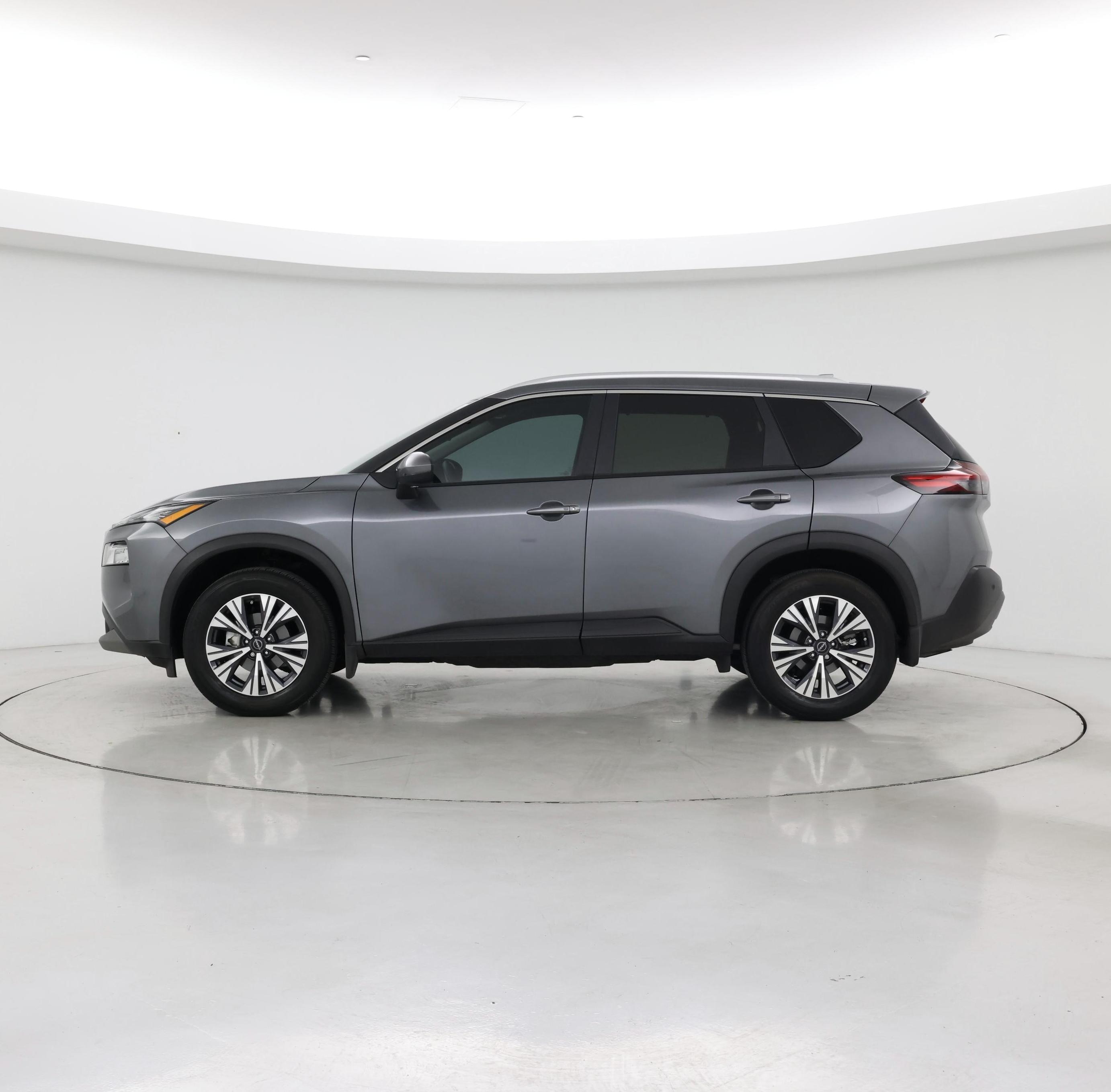 Thumbnail: 2022 Nissan Rogue - 3