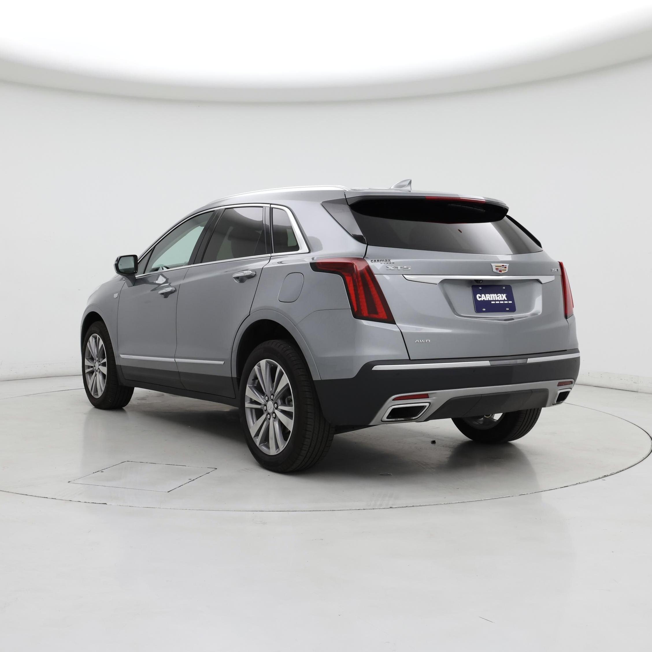Thumbnail: 2024 Cadillac XT5 - 2