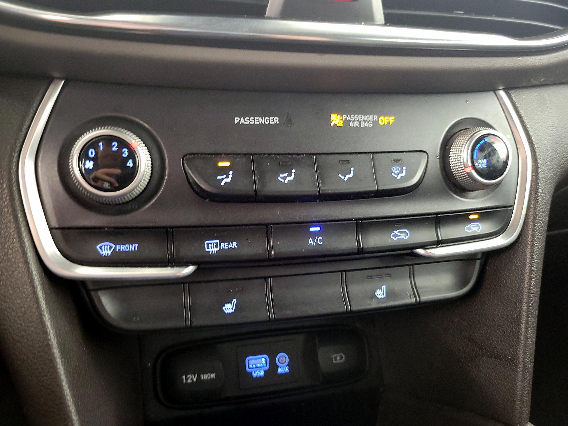 Thumbnail: 2020 Hyundai Santa Fe - 16