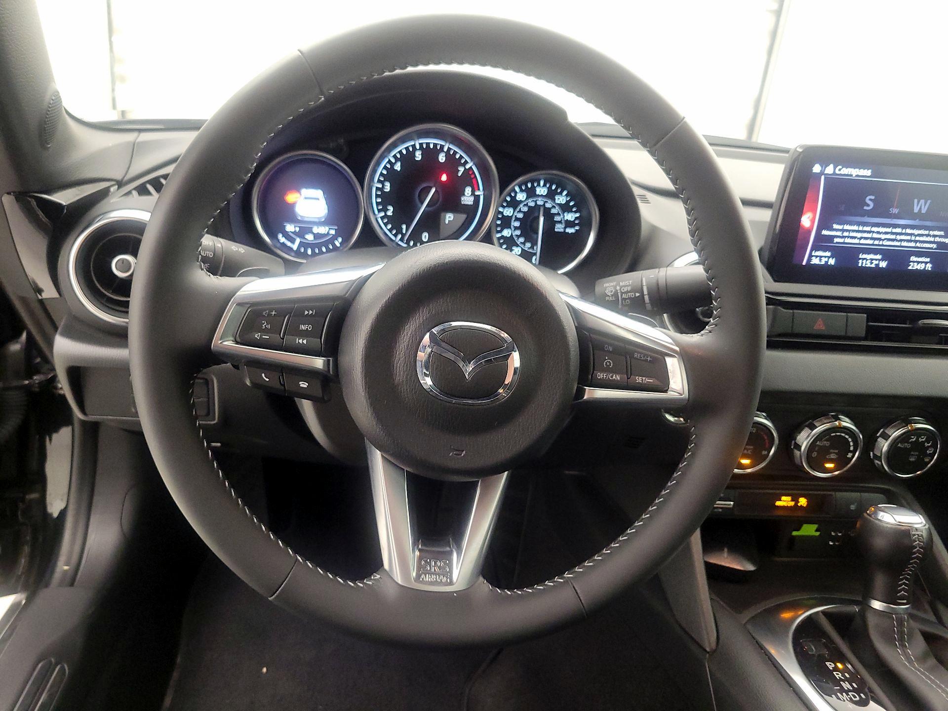 Thumbnail: 2021 Mazda MX-5 Miata - 10