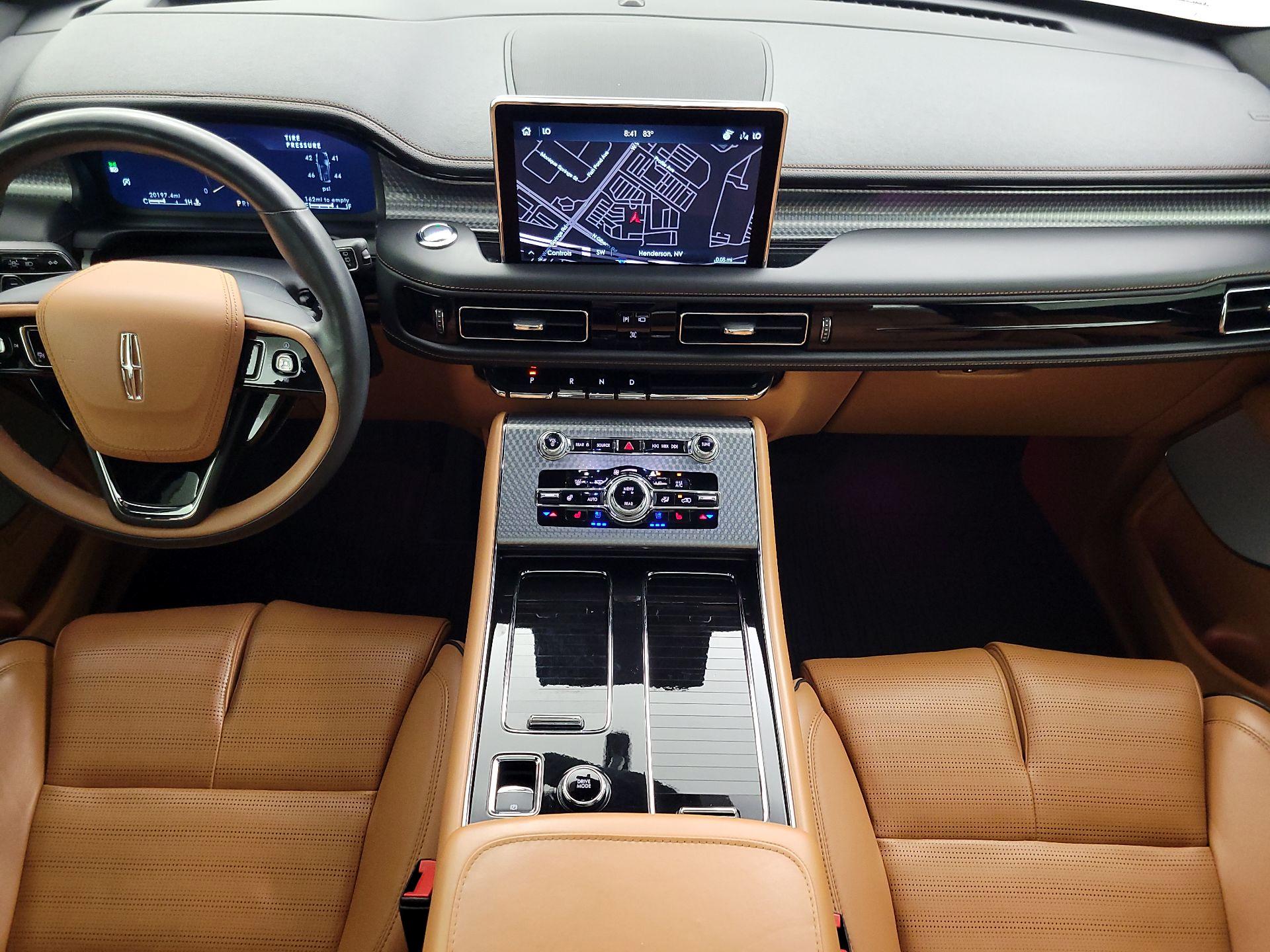 Thumbnail: 2023 Lincoln Aviator - 9