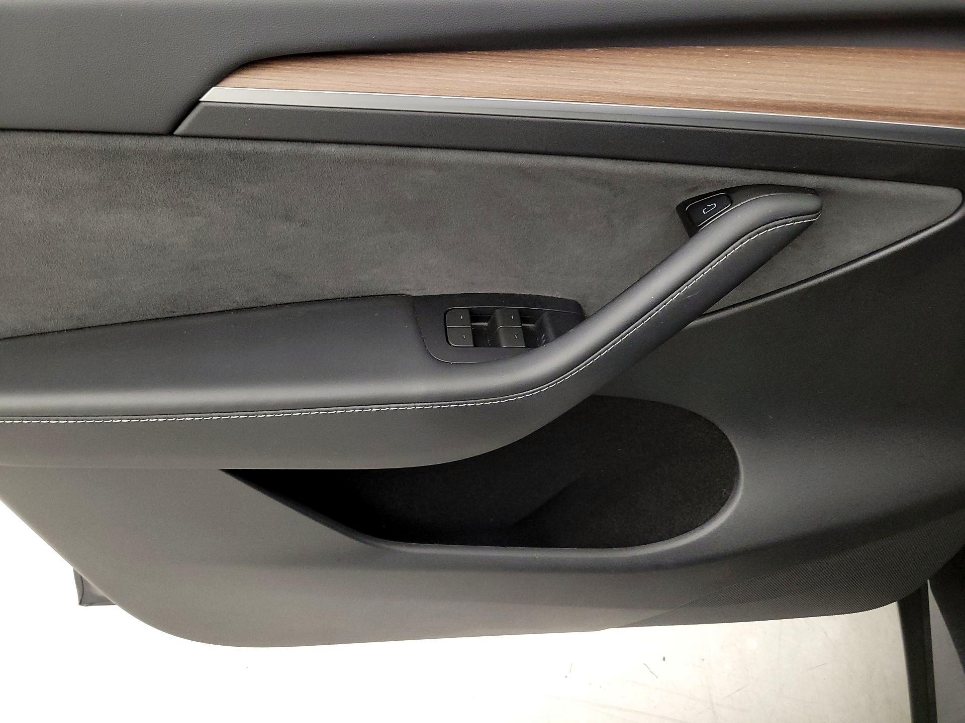 Thumbnail: 2024 Tesla Model Y - 12