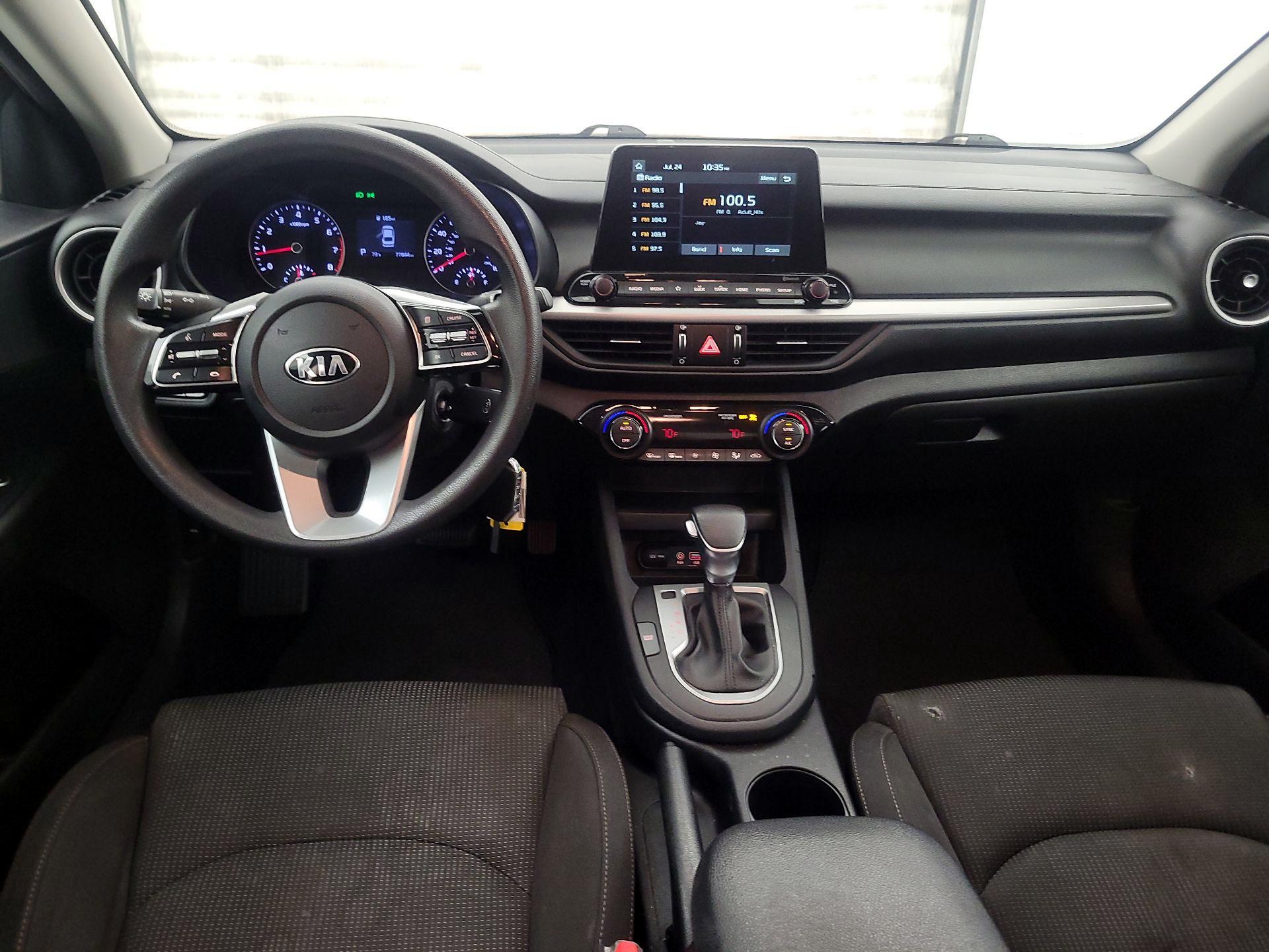 Thumbnail: 2019 Kia Forte - 9