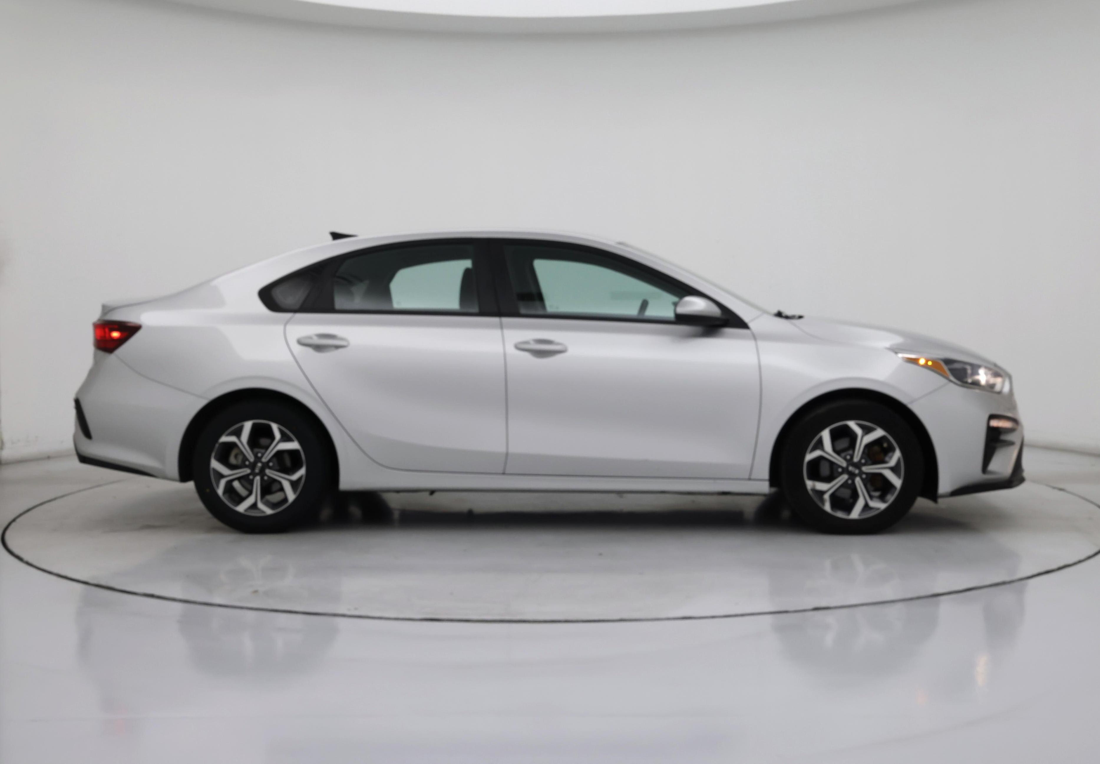 Thumbnail: 2019 Kia Forte - 7