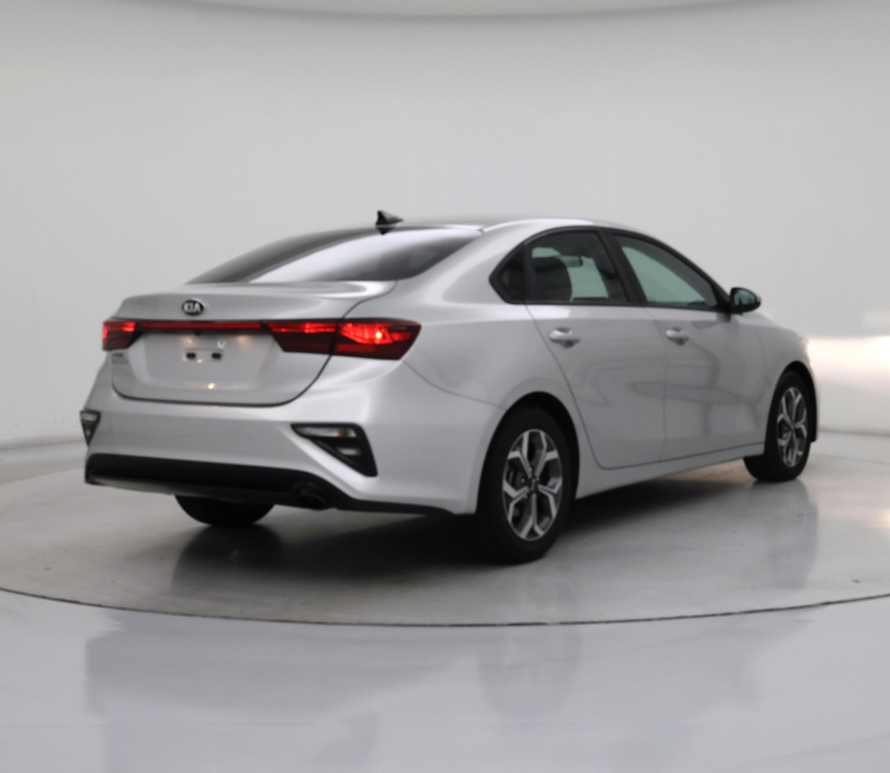 Thumbnail: 2019 Kia Forte - 8