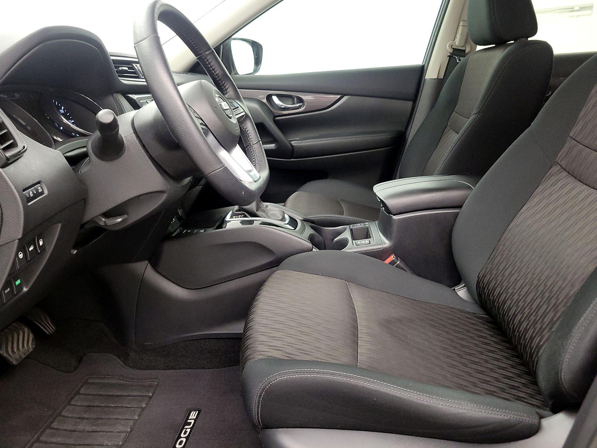 Thumbnail: 2019 Nissan Rogue - 11
