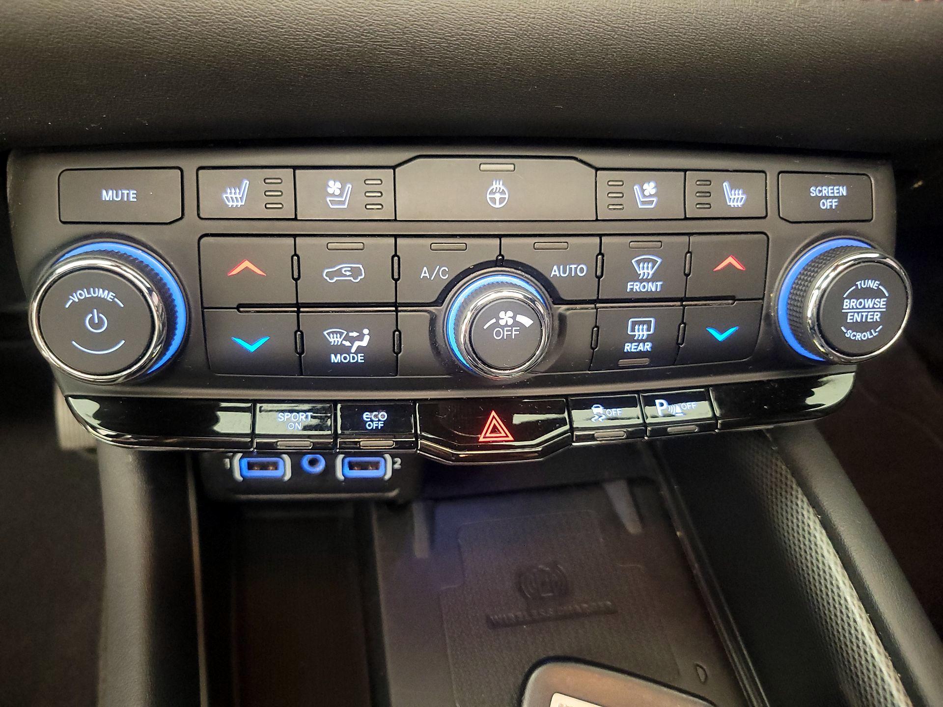 Thumbnail: 2021 Dodge Durango - 17