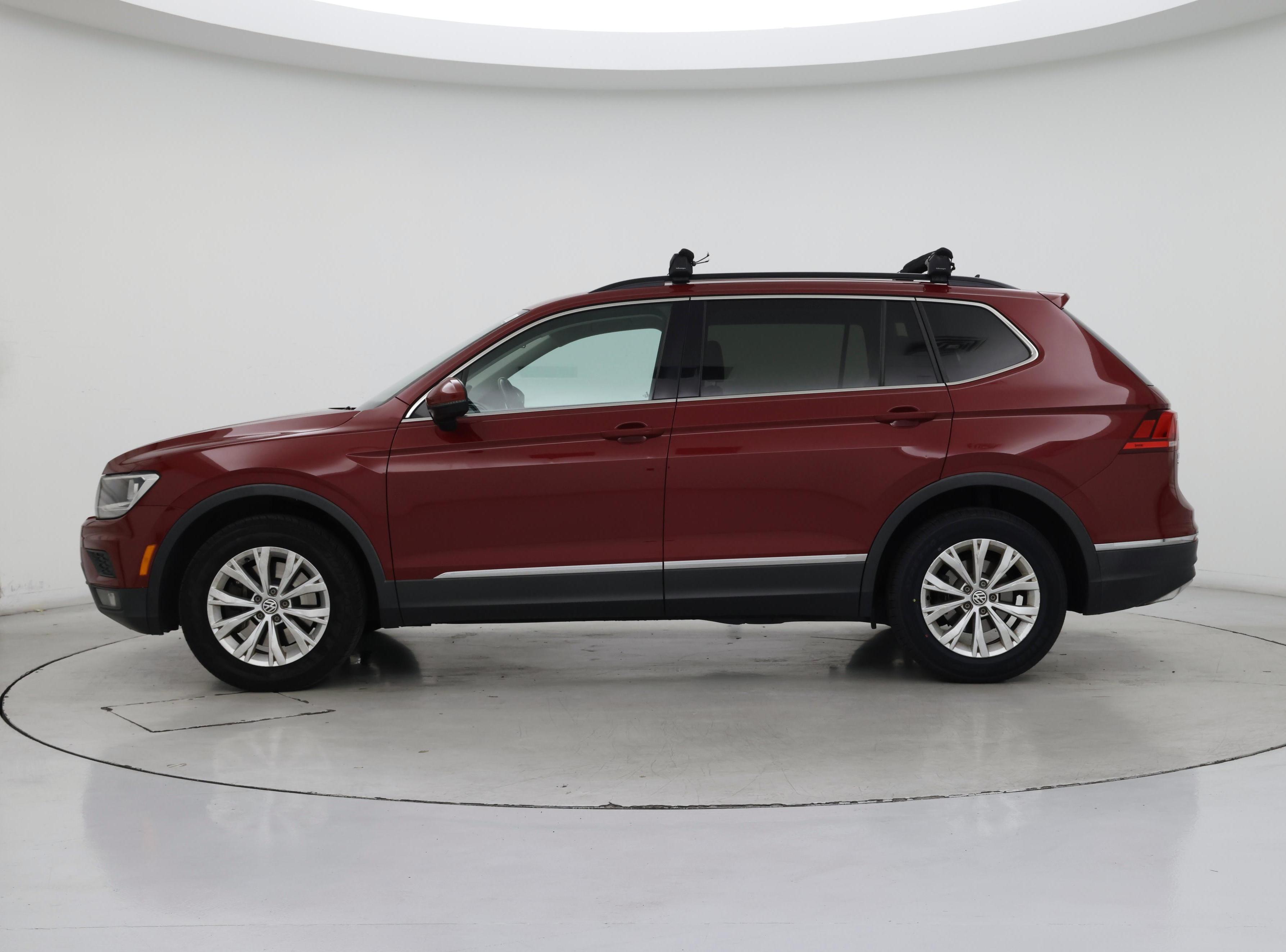 Thumbnail: 2018 Volkswagen Tiguan - 3