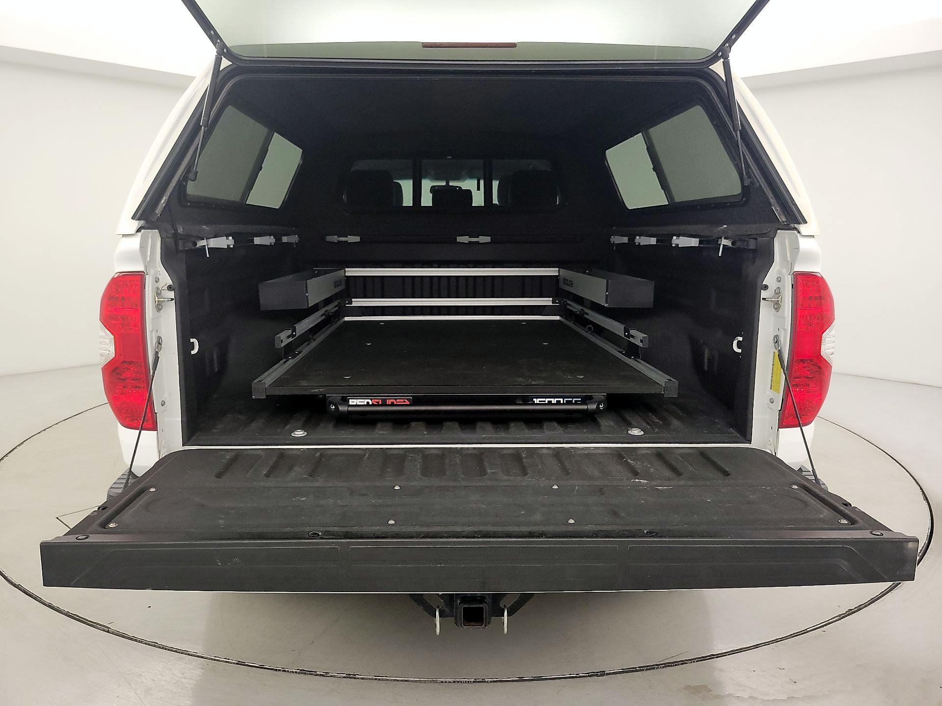 Thumbnail: 2017 Toyota Tundra - 20