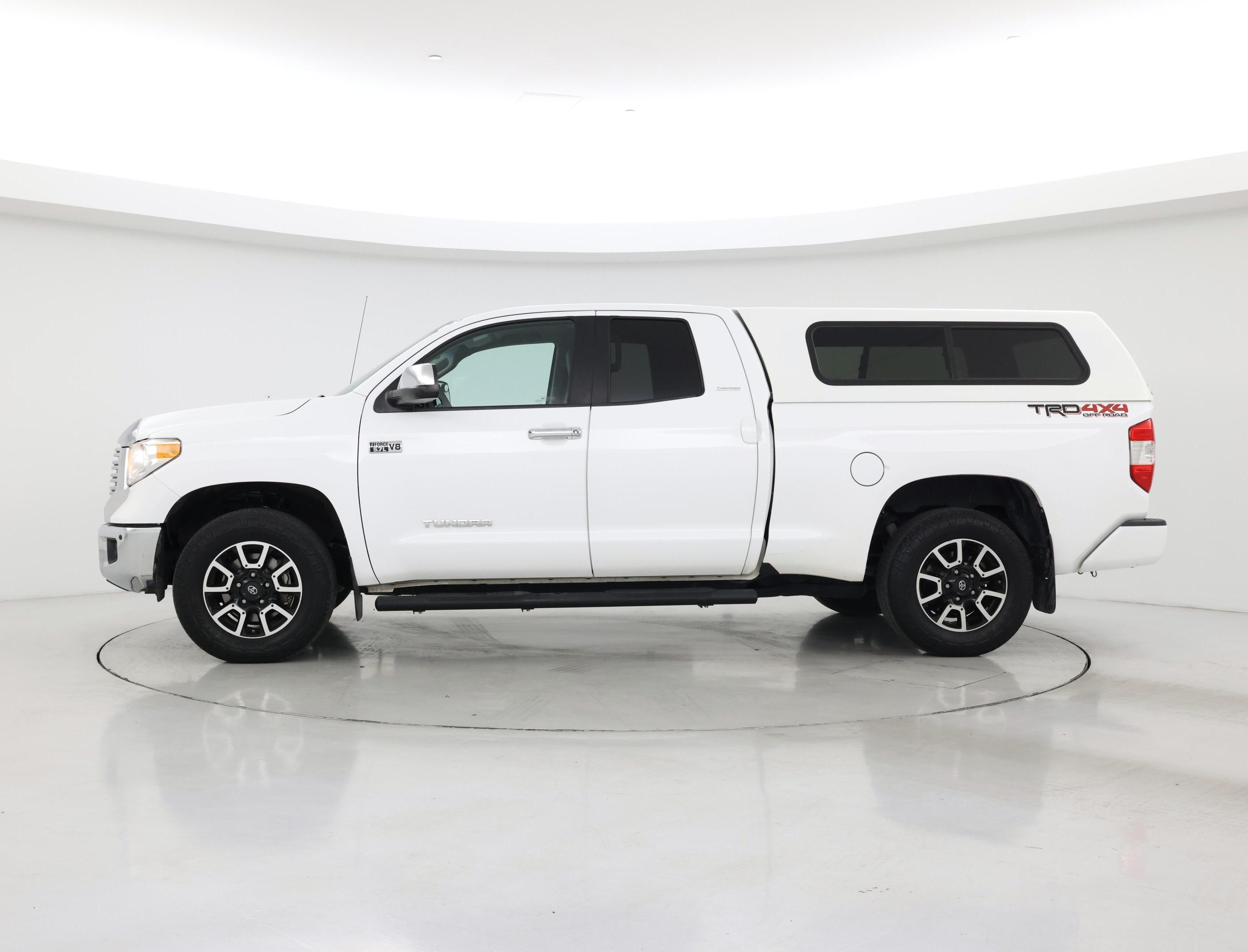 Thumbnail: 2017 Toyota Tundra - 3