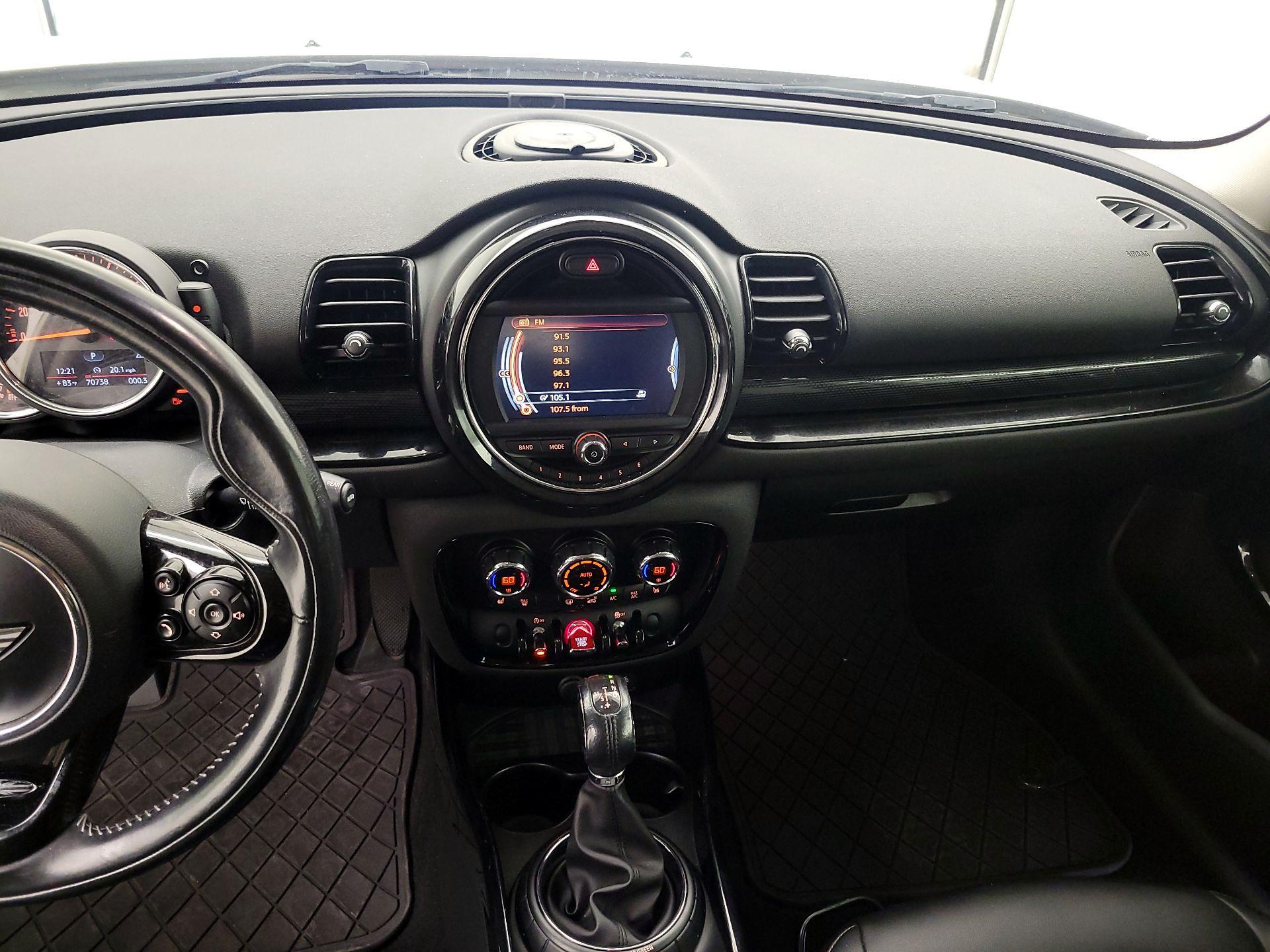 Thumbnail: 2017 MINI Cooper Clubman - 9