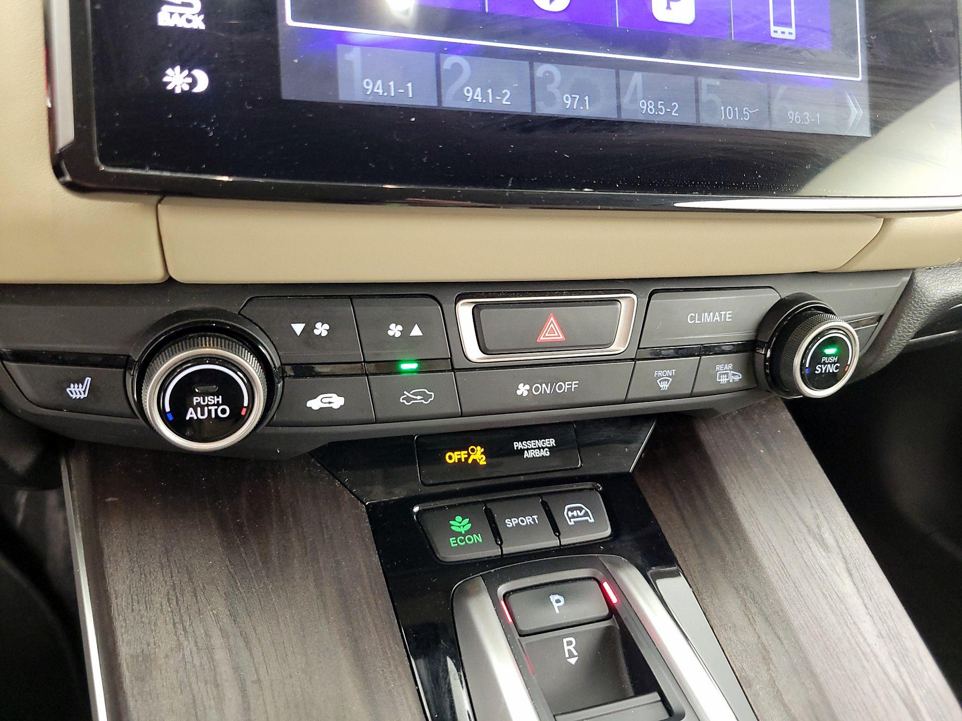 Thumbnail: 2018 Honda Clarity - 16