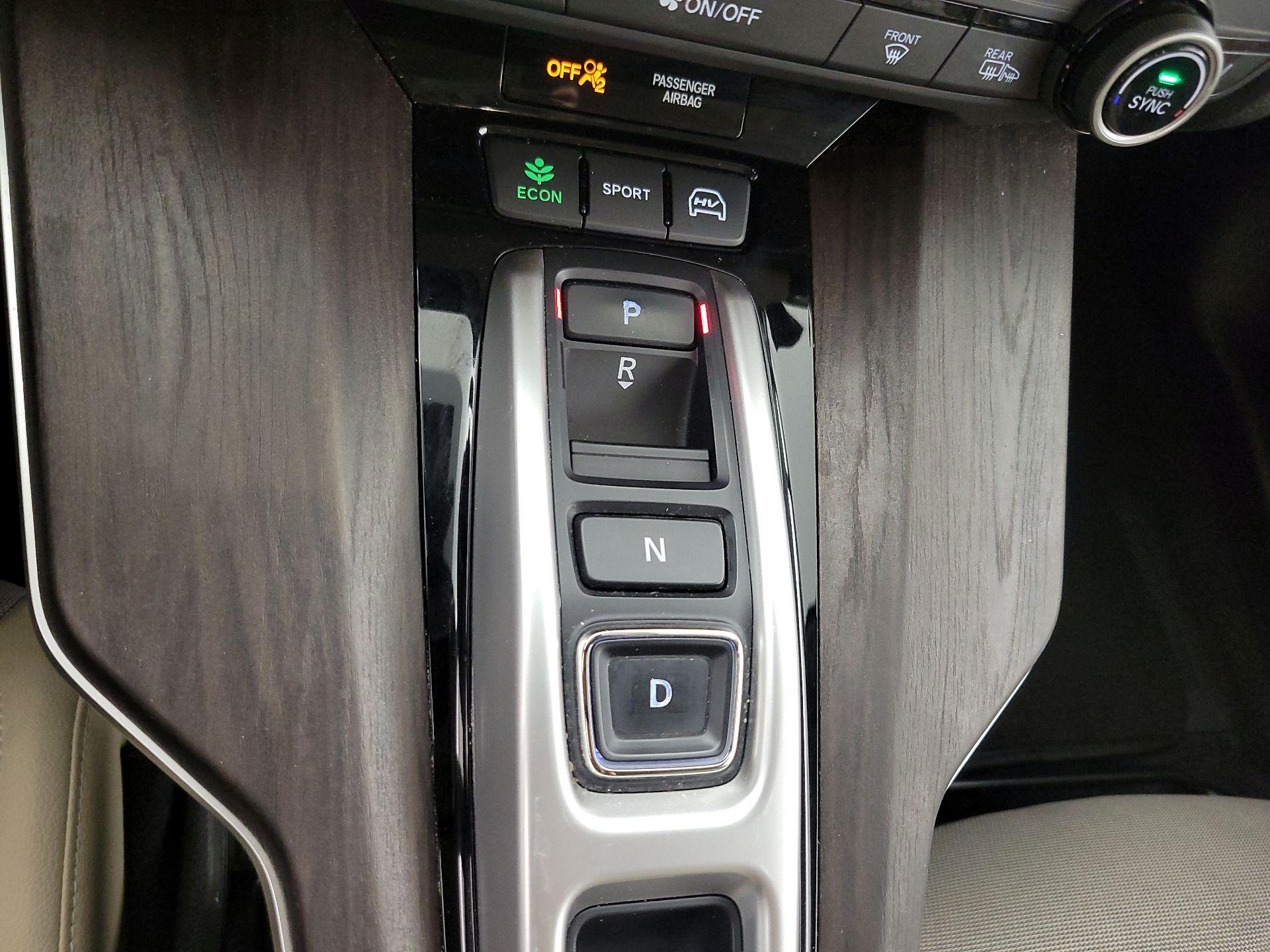 Thumbnail: 2018 Honda Clarity - 17