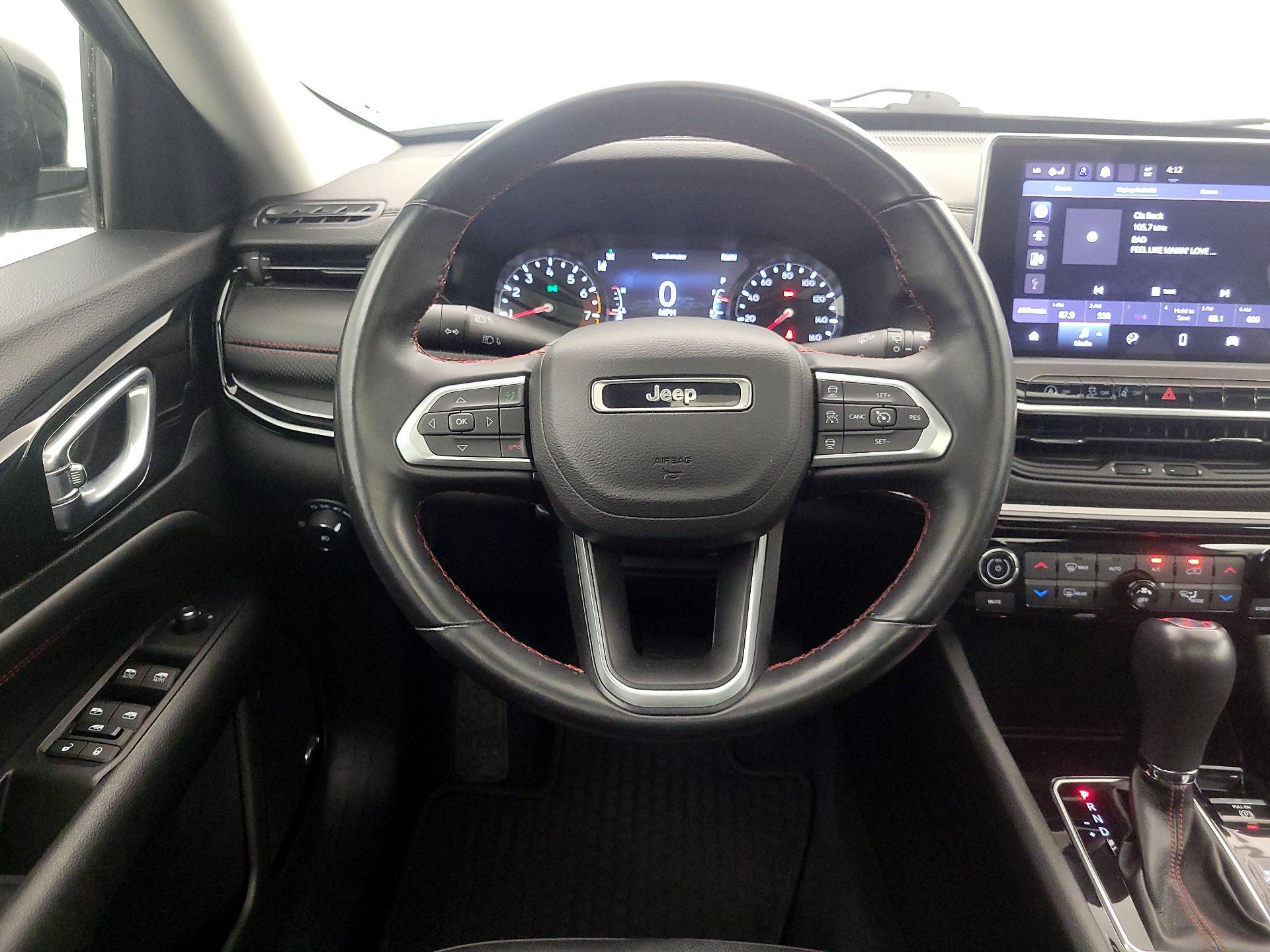 Thumbnail: 2022 Jeep Compass - 10