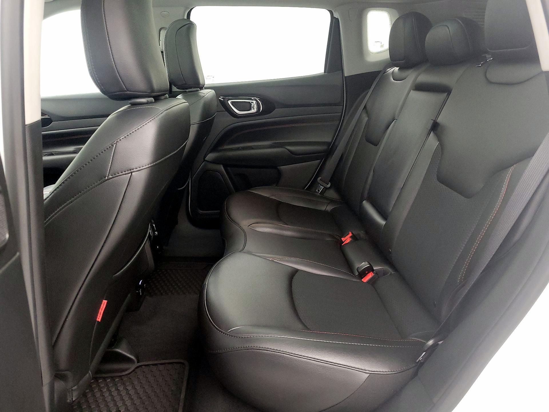 Thumbnail: 2022 Jeep Compass - 19