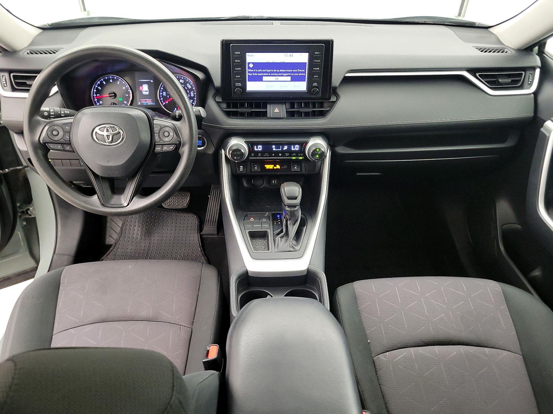 Thumbnail: 2019 Toyota RAV4 - 9