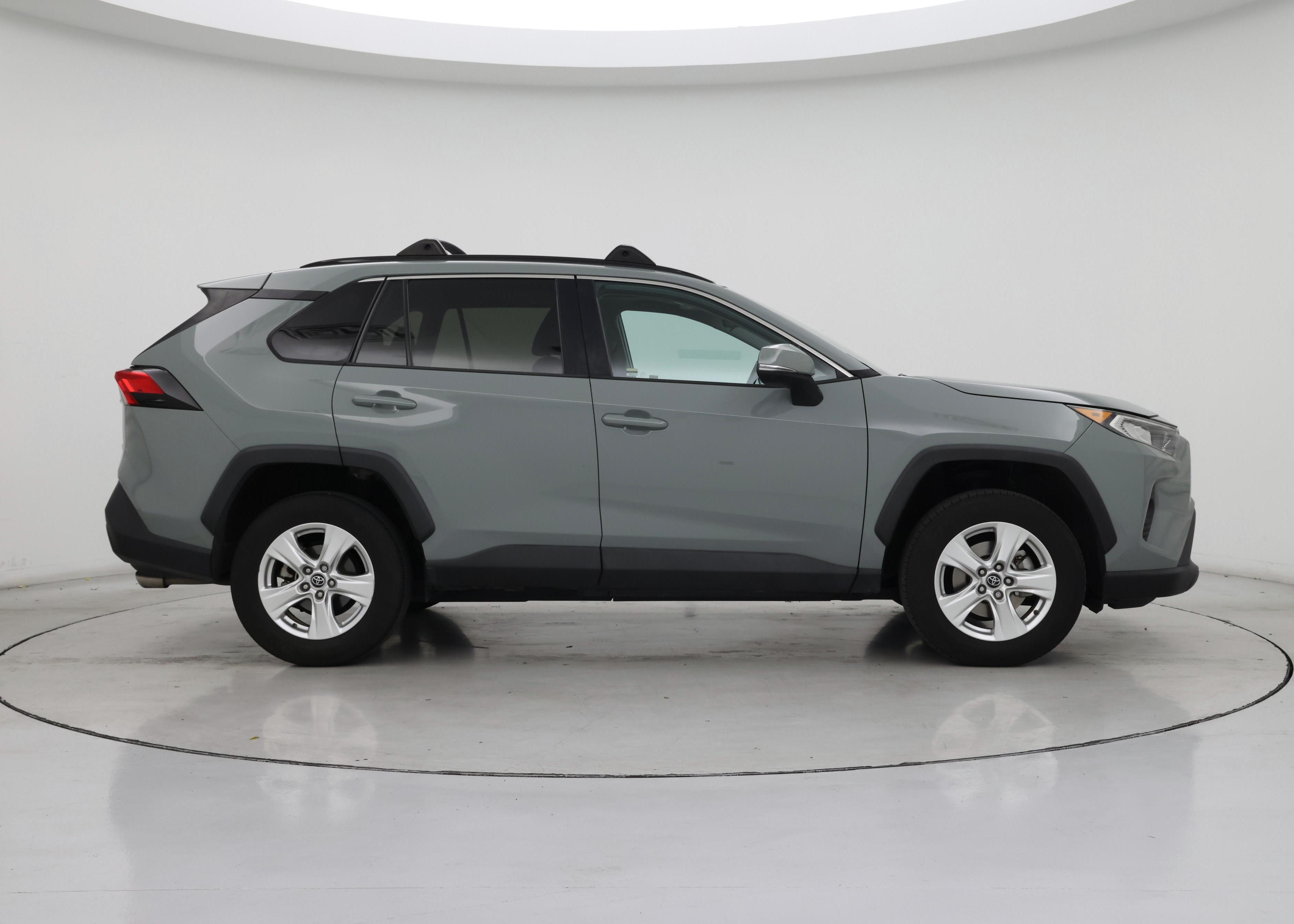 Thumbnail: 2019 Toyota RAV4 - 7
