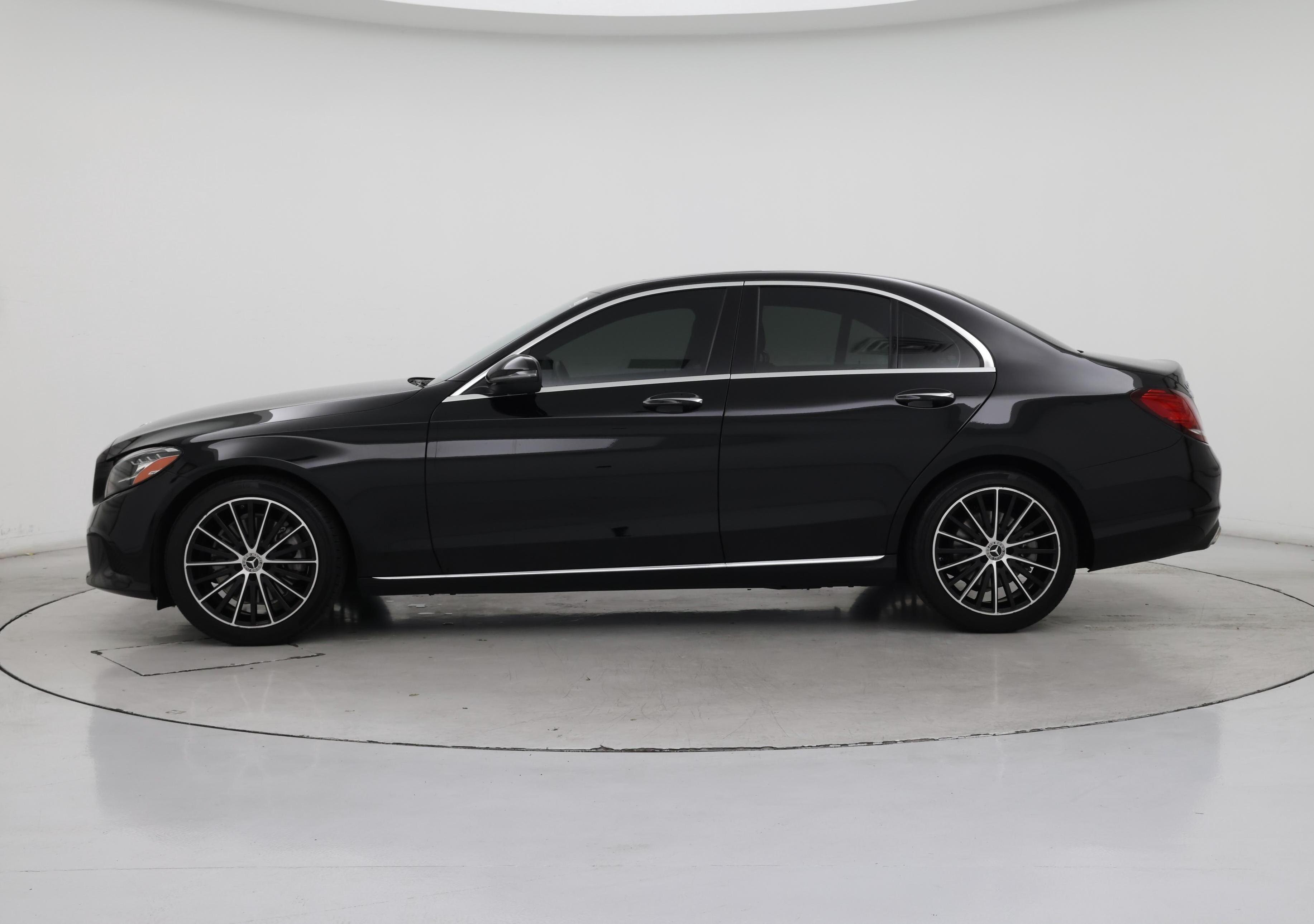 Thumbnail: 2021 Mercedes-Benz C-Class - 3